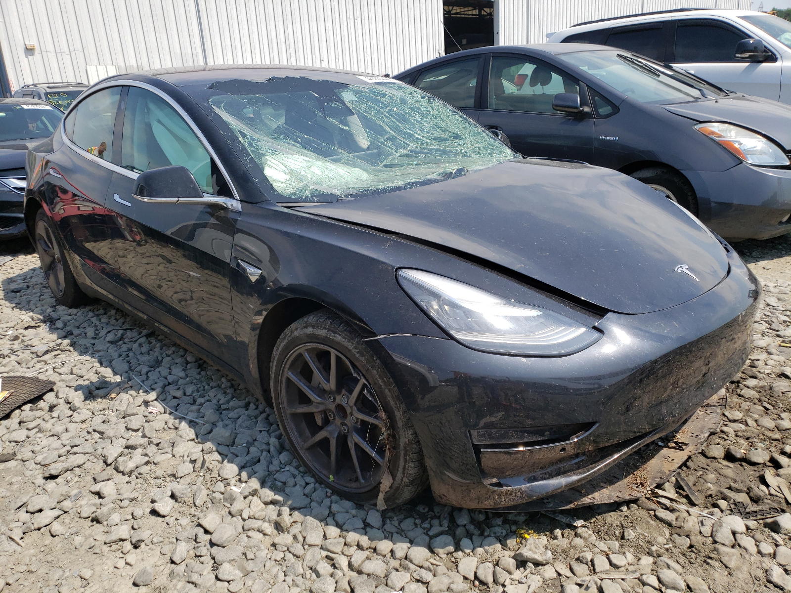TESLA MODEL 3 2018 with VIN 5YJ3E1EAXJF098334 - Photo from auction