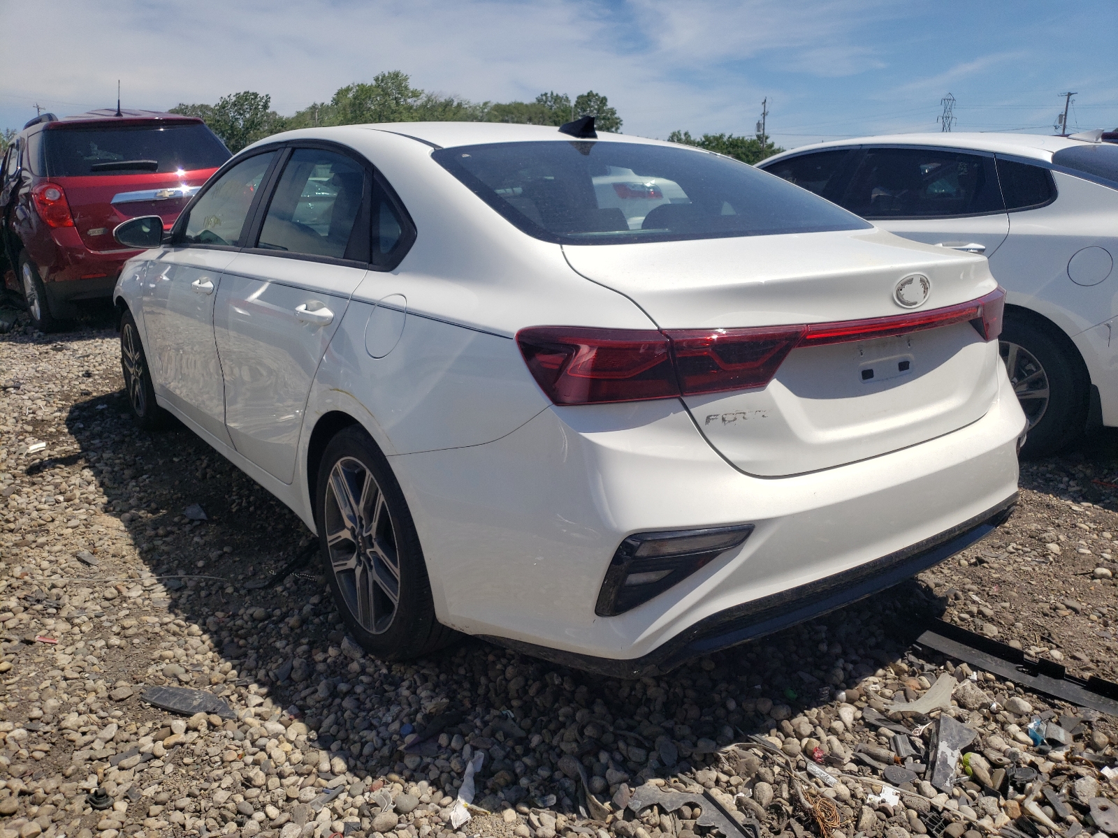صورة رقم 3 من المزاد - 2019 KIA FORTE GT L مع VIN 3KPF34AD5KE018501