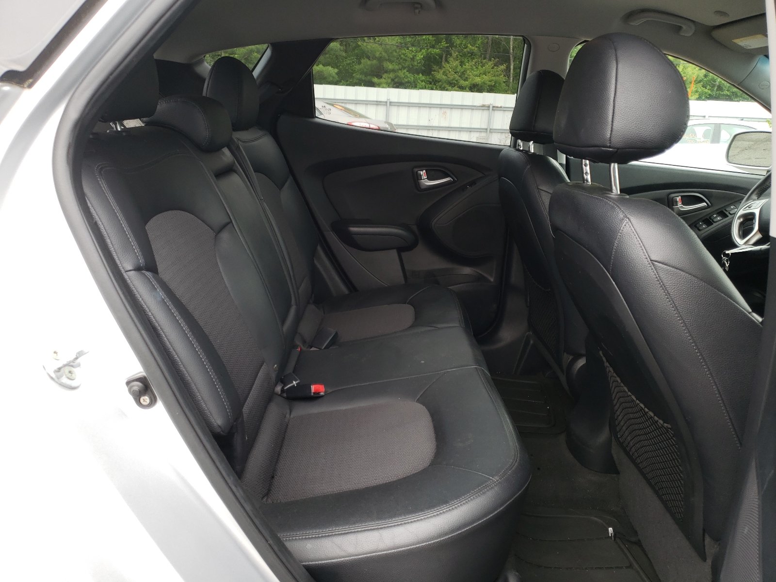 Photo 6 from auction – 2012 HYUNDAI TUCSON GLS with VIN KM8JUCAC0CU473778