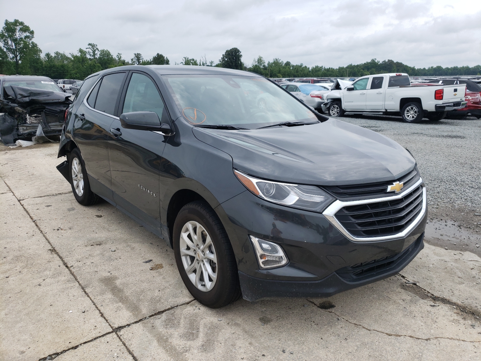 CHEVROLET EQUINOX LT 2021 with VIN 2GNAXJEV4M6126439 - Photo from auction