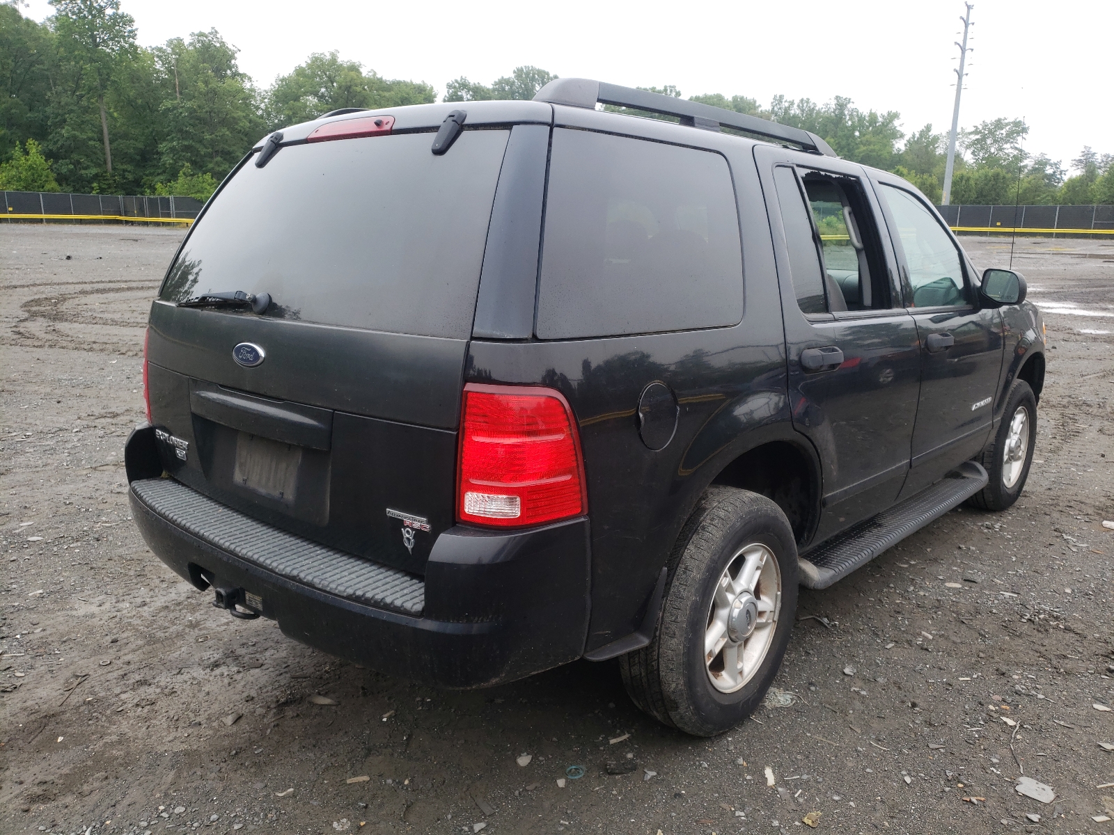 Zdjęcie 4 z aukcji – 2006 FORD EXPLORER z VIN 1FMZU63W75UA15251