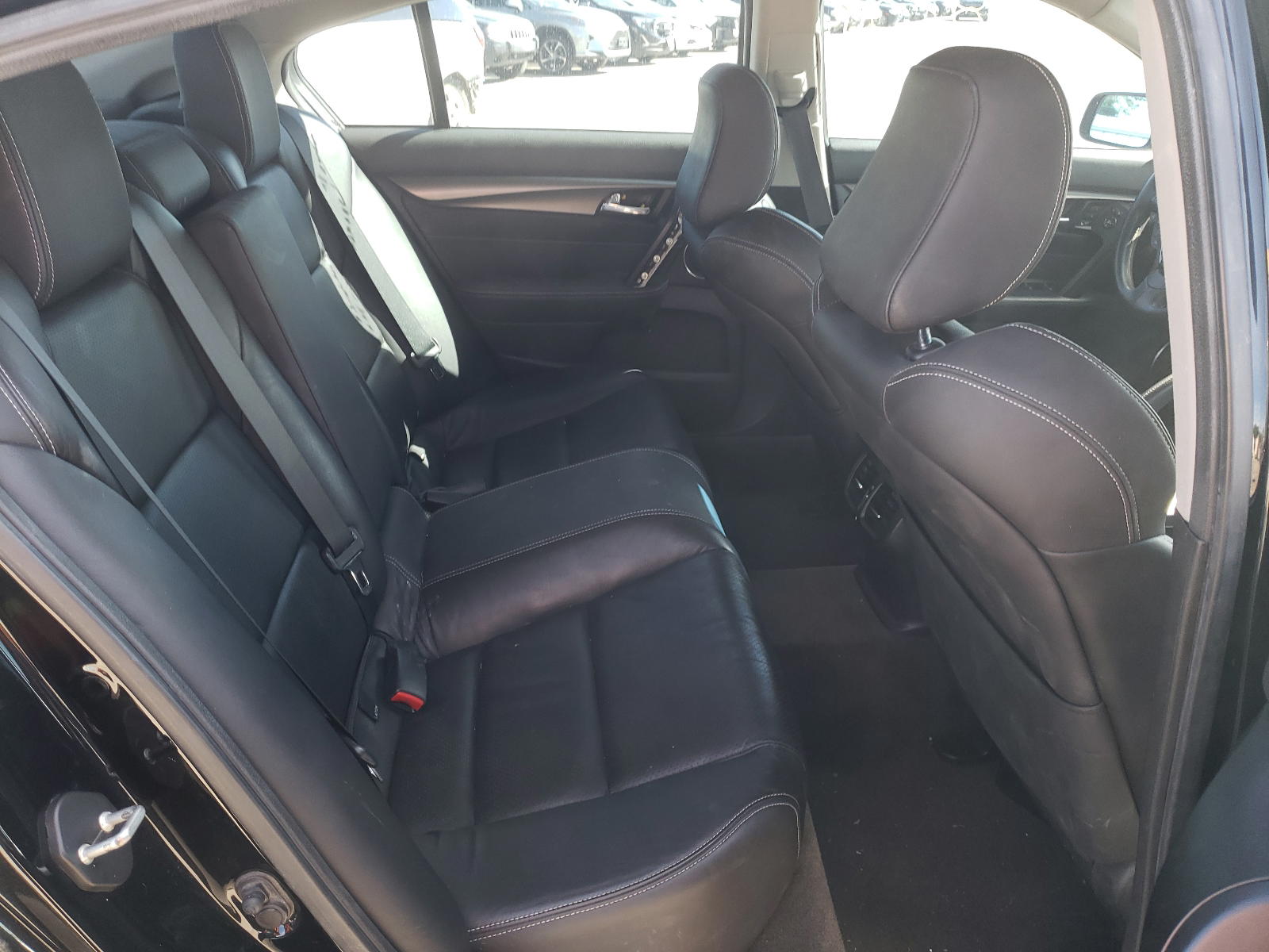 Photo 6 from auction – 2012 ACURA TL with VIN 19UUA9E56CA009194