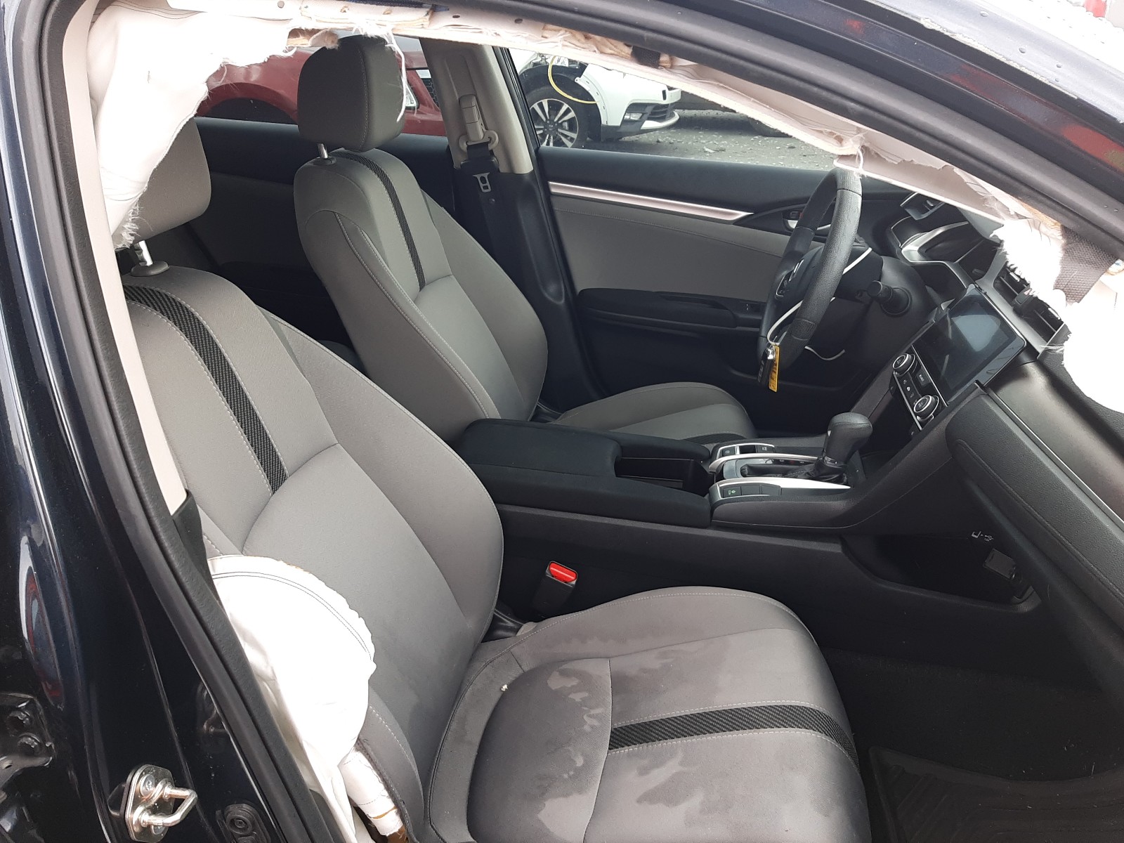 Photo 5 from auction – 2016 HONDA CIVIC EX with VIN 19XFC1F30GE024373