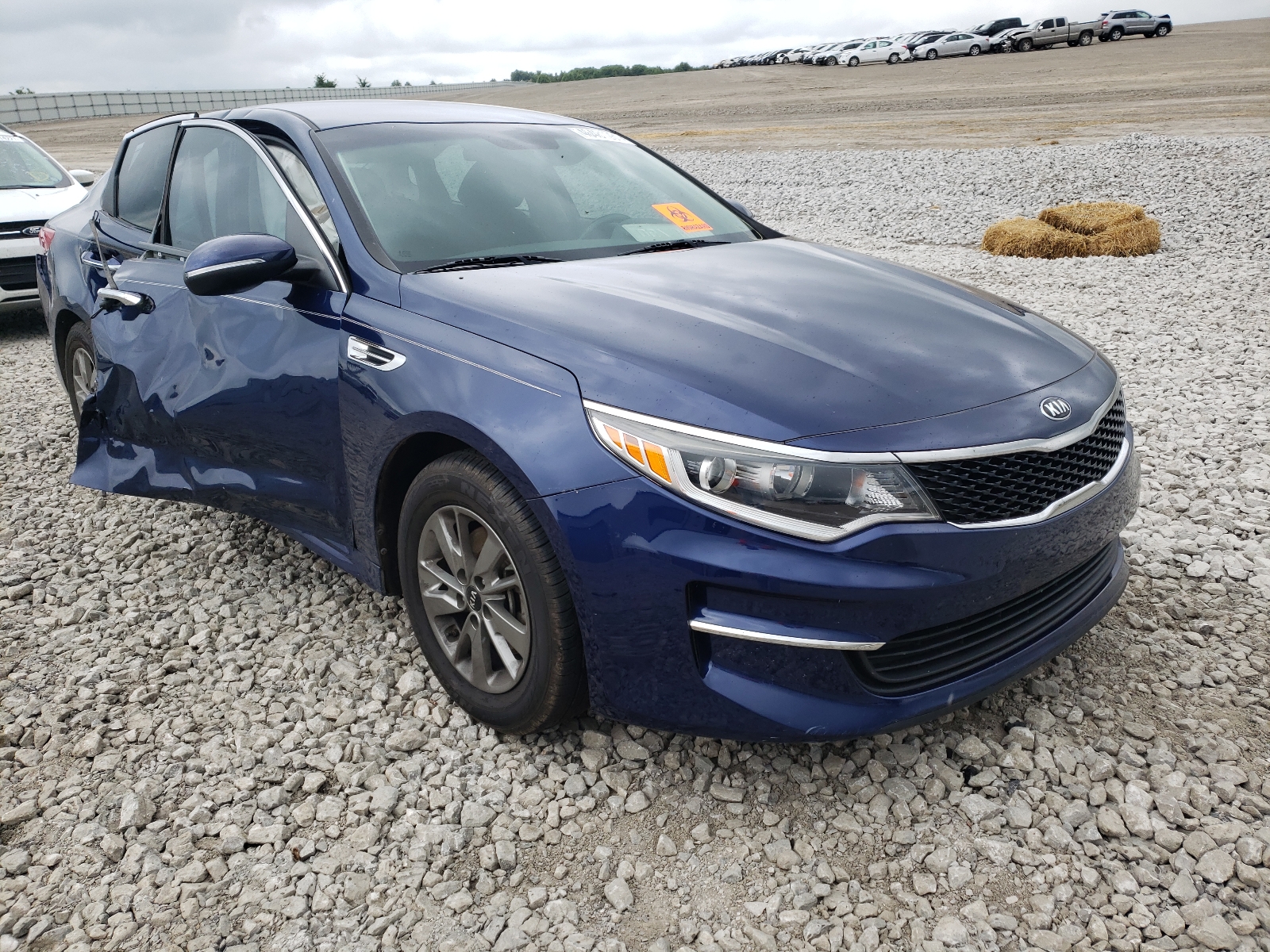 KIA OPTIMA LX 2016 with VIN 5XXGT4L11GG011972 - Photo from auction