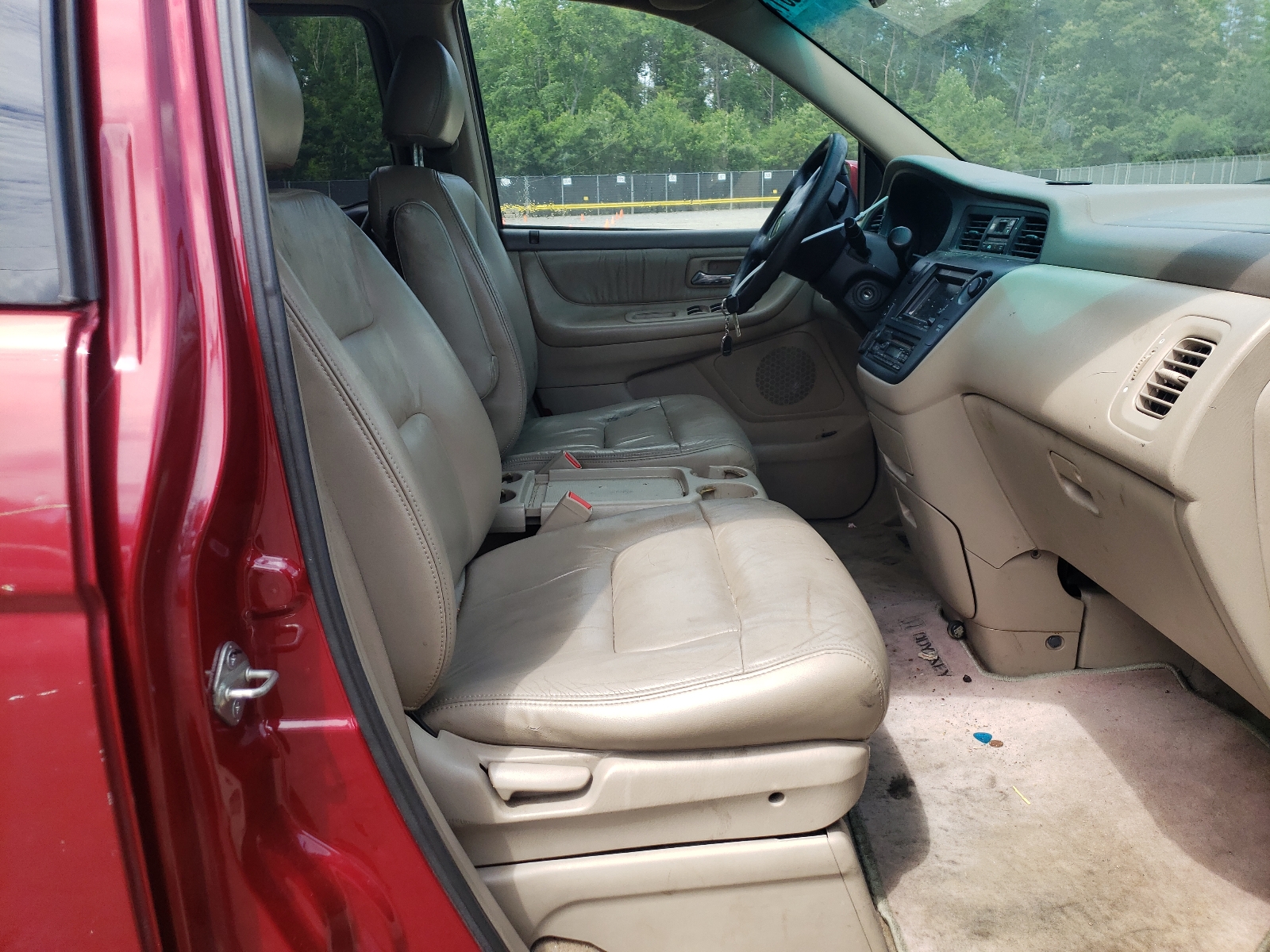 Photo 5 from auction – 2004 HONDA ODYSSEY EX with VIN 5FNRL18704B085984