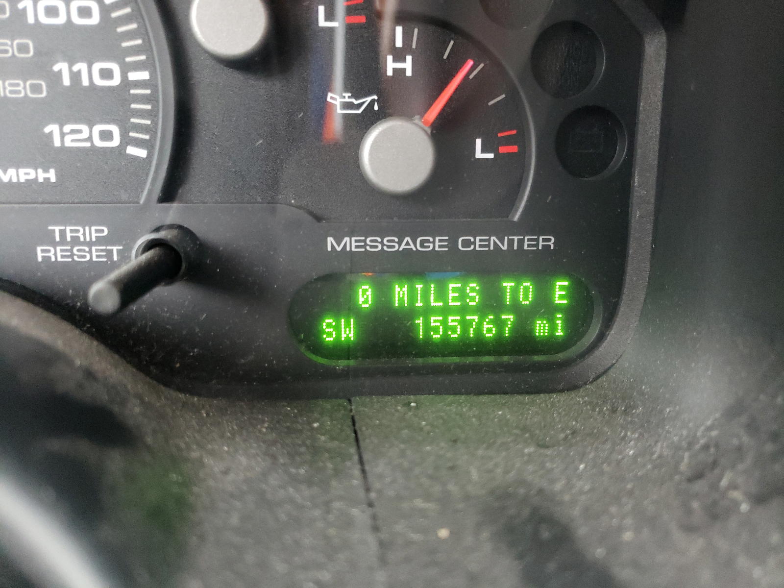 Photo 8 from auction – 2006 FORD EXPLORER with VIN 1FMZU63W75UA15251