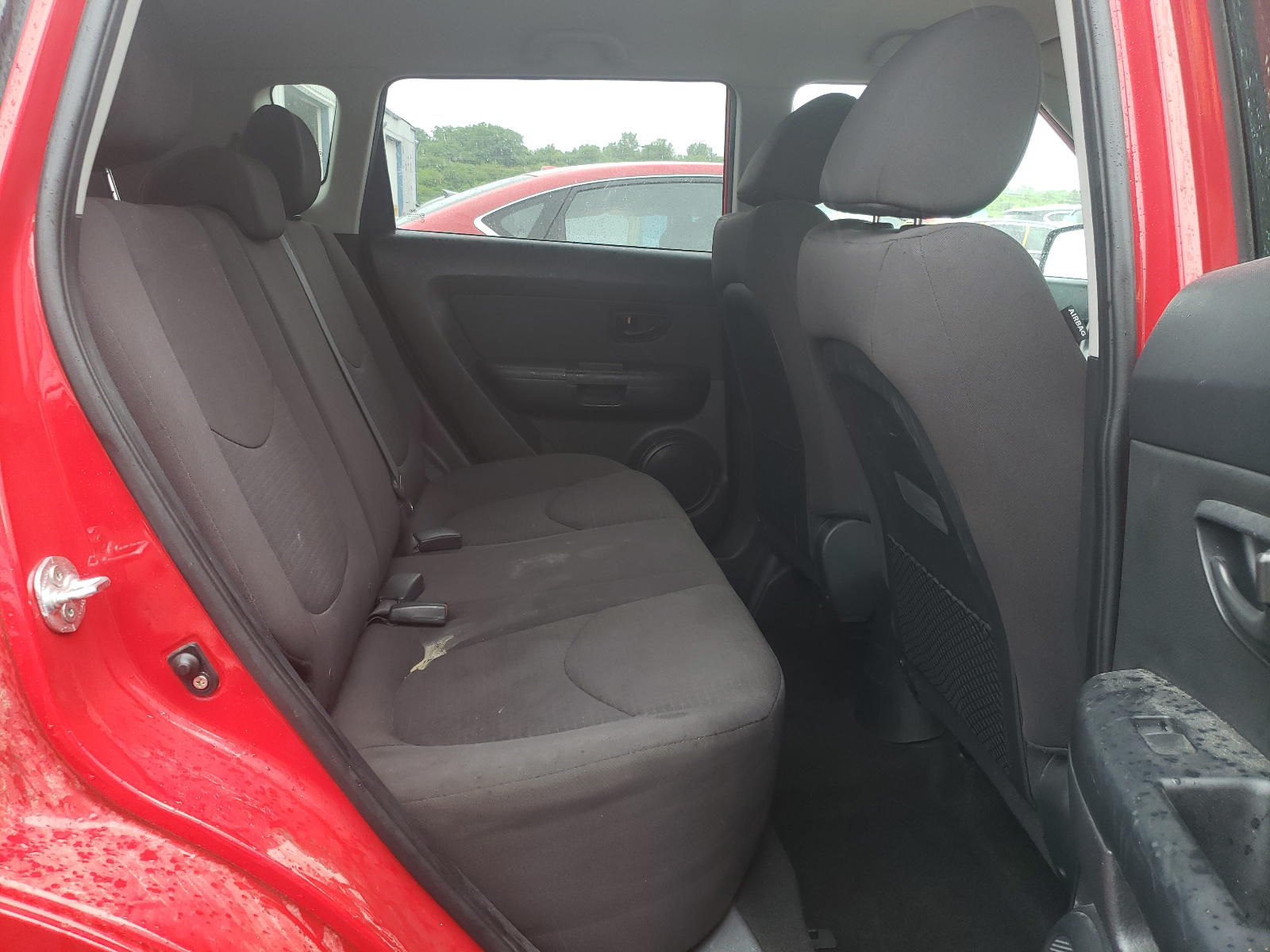 Photo 6 from auction – 2013 KIA SOUL with VIN KNDJT2A57D7598926