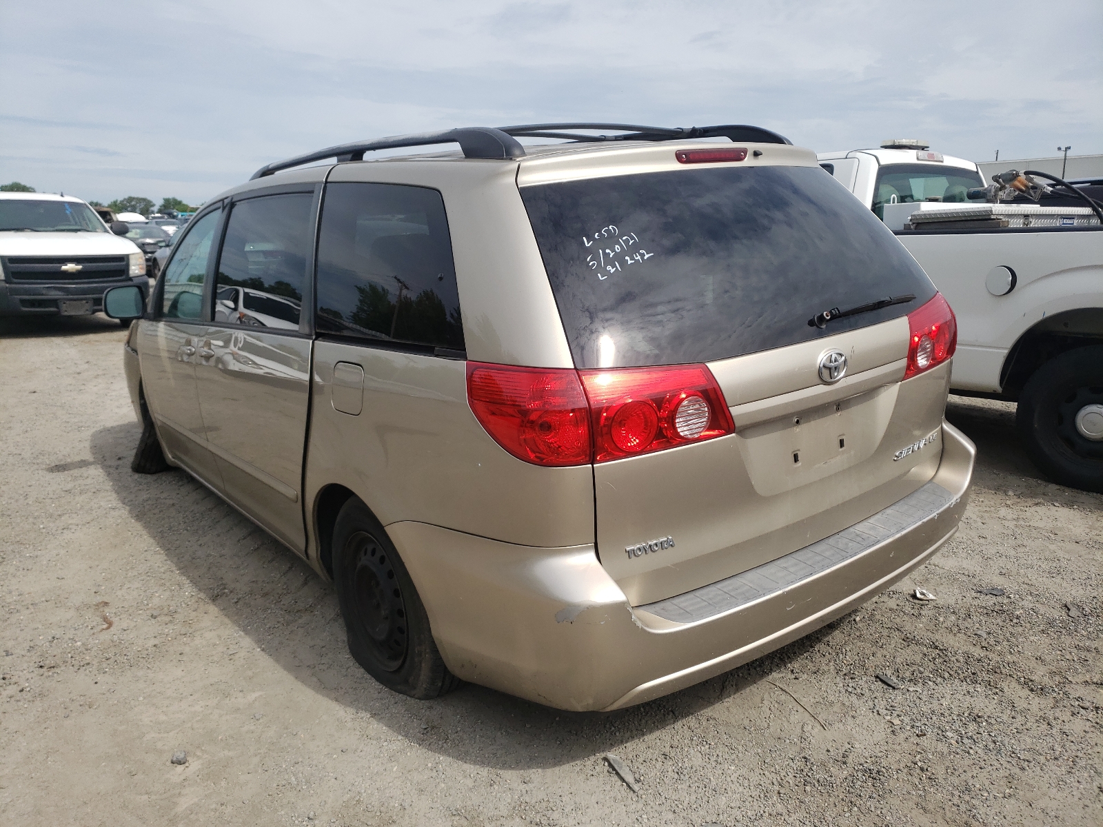 Photo 3 from auction – 2008 TOYOTA SIENNA CE with VIN 5TDZK23C58S138984