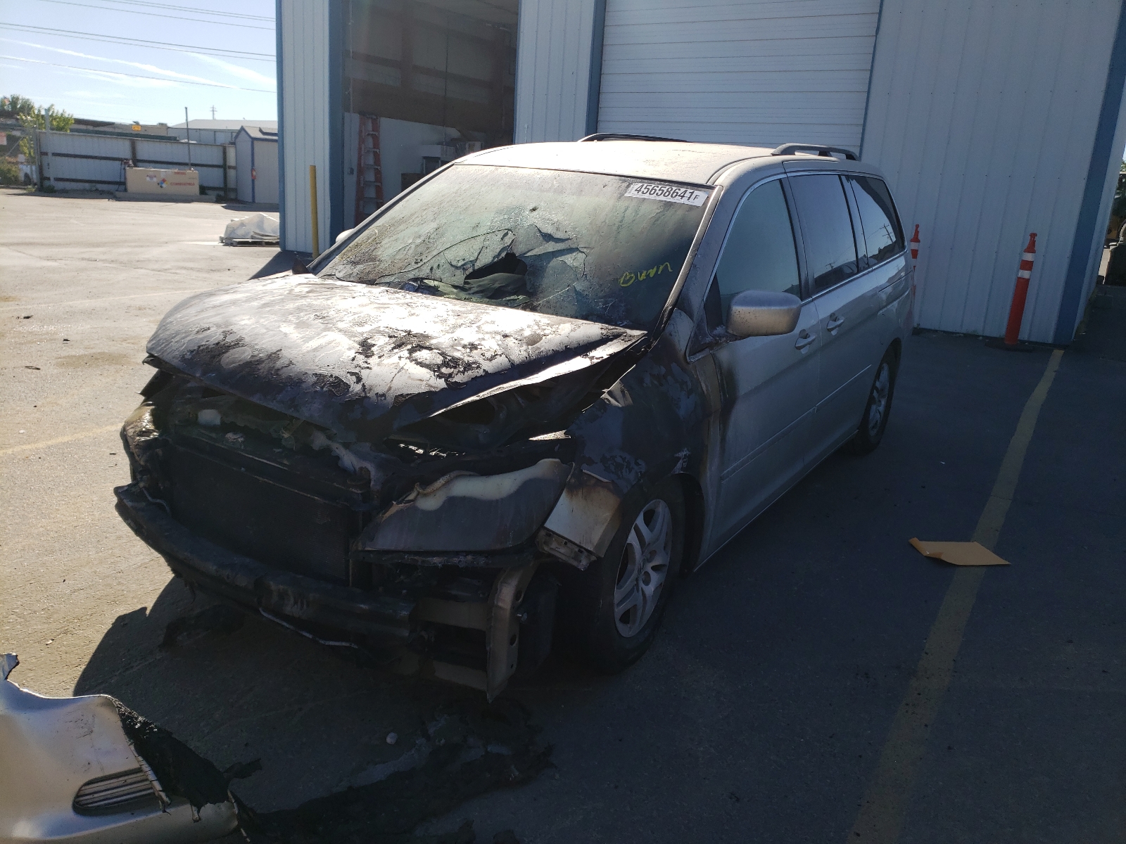 Photo 2 from auction – 2006 HONDA ODYSSEY EX with VIN 5FNRL38466B422520