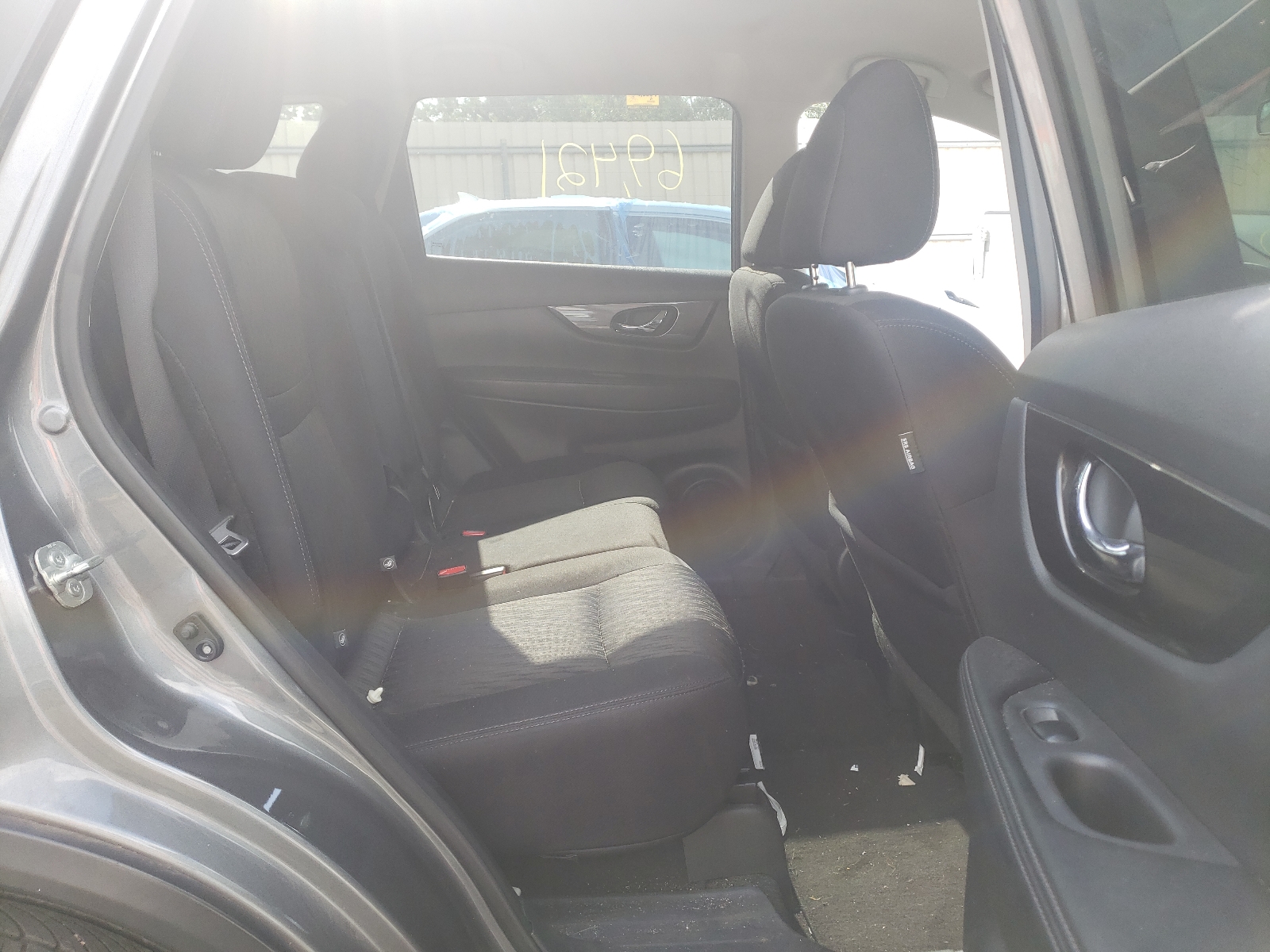 Photo 6 from auction – 2018 NISSAN ROGUE S with VIN 5N1AT2MT3JC700344