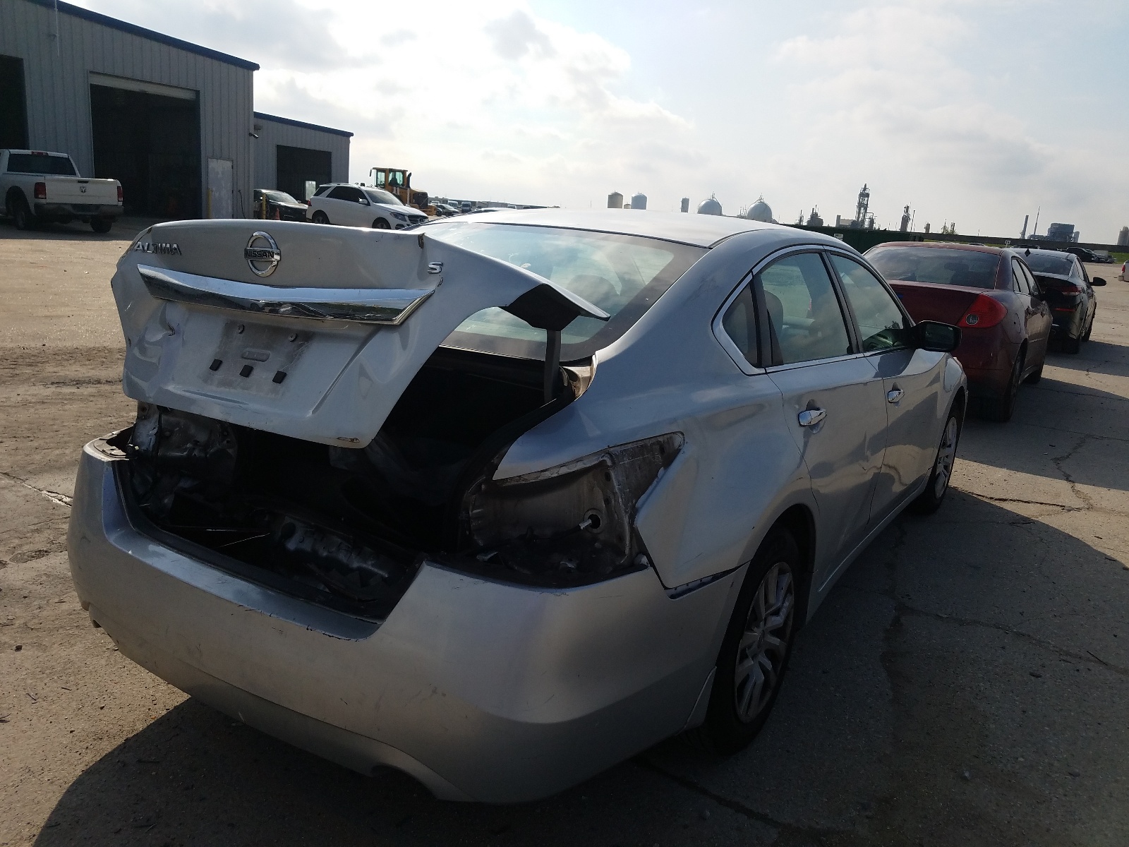 Photo 4 from auction – 2015 NISSAN ALTIMA 2.5 with VIN 1N4AL3AP8FN367383