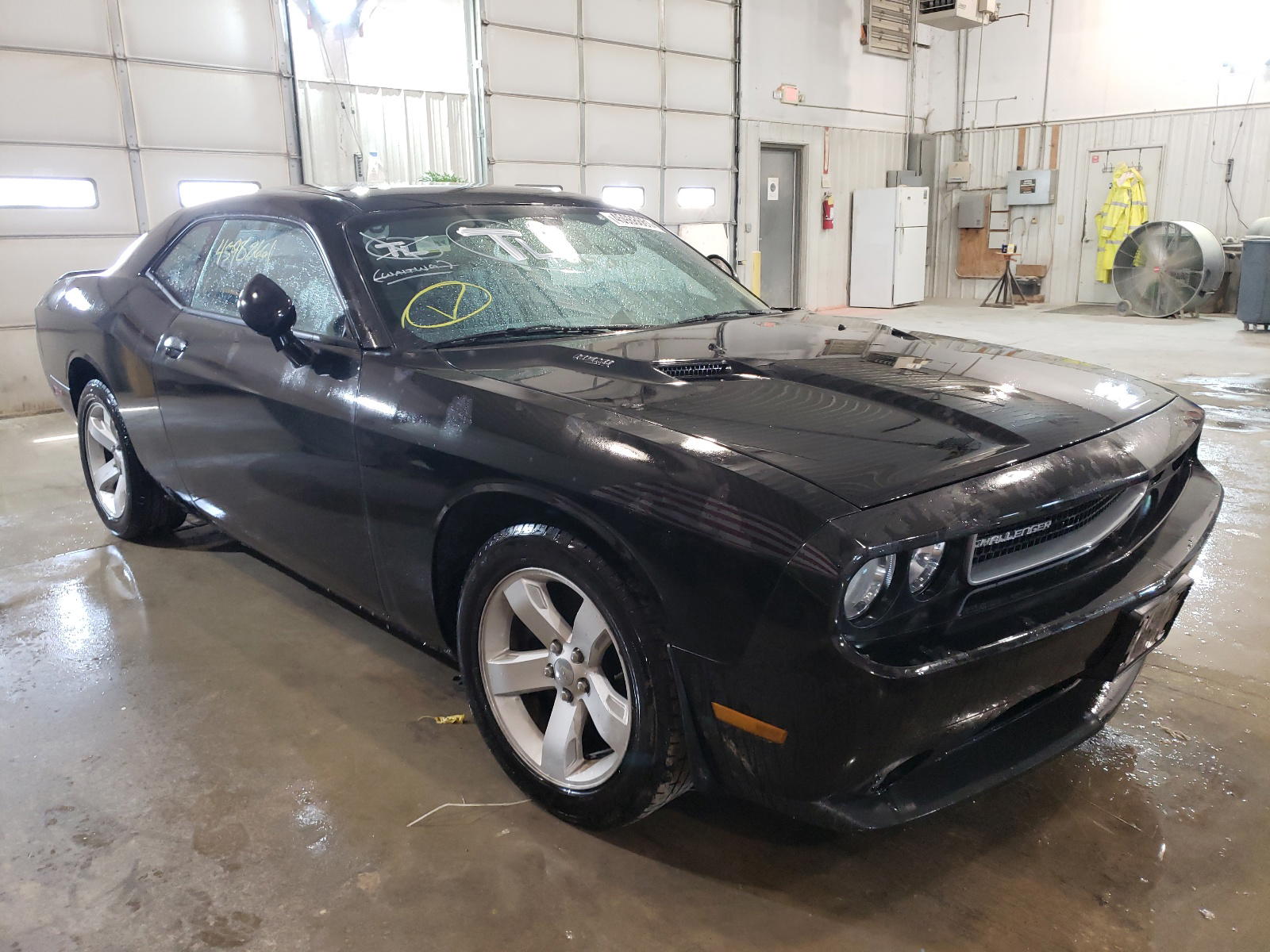 DODGE CHALLENGER 2012 with VIN 2C3CDYBT2CH294786 - Photo from auction