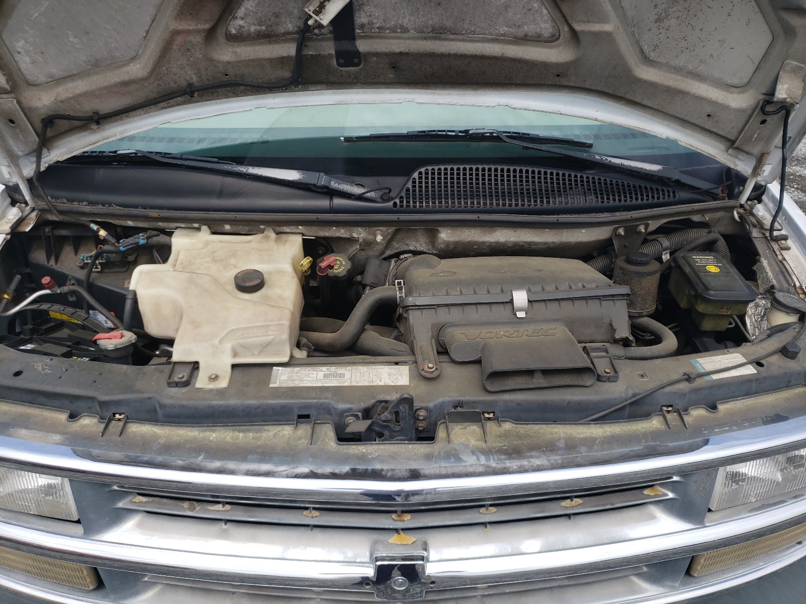 Photo 7 from auction – 2000 CHEVROLET EXPRESS G3 with VIN 1GAHG39J4Y1122967
