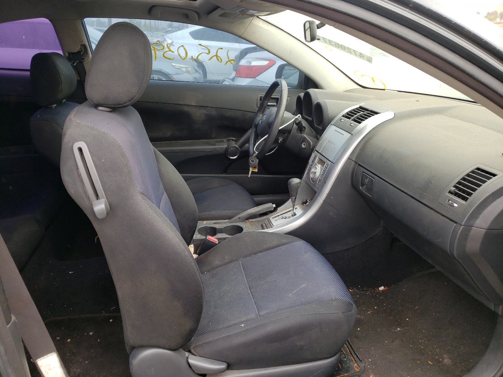 Photo 5 from auction – 2005 TOYOTA SCION TC with VIN JTKDE177X50025533