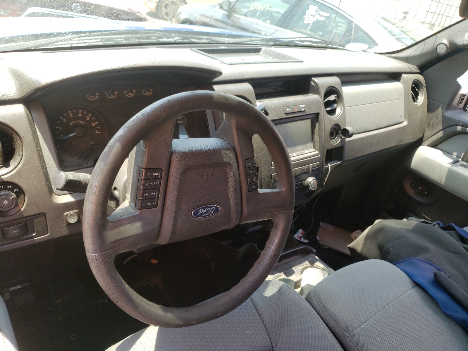 Photo 9 from auction – 2014 FORD F150 SUPER with VIN 1FTFW1CFXEFA44154