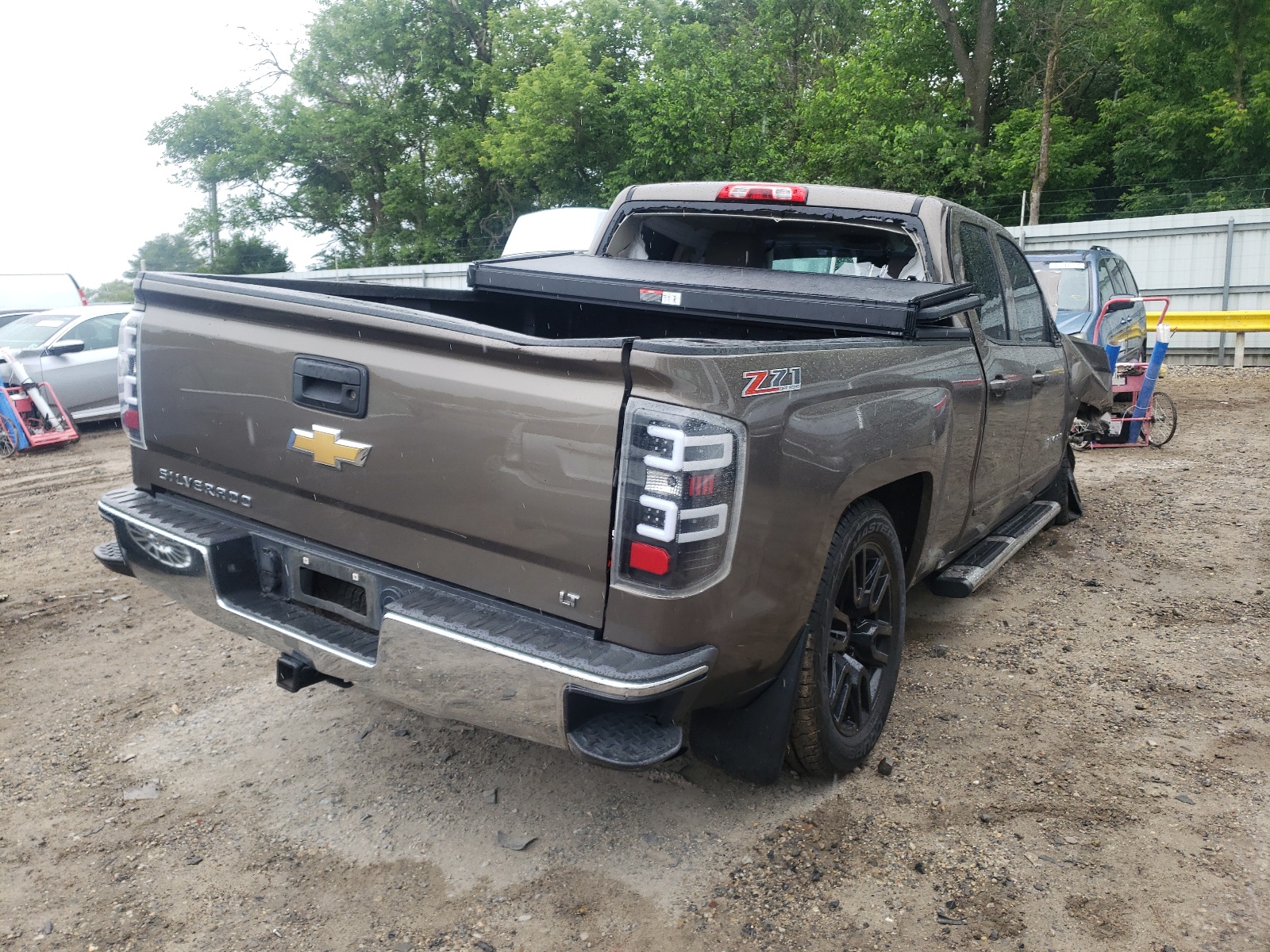 Photo 4 from auction – 2015 CHEVROLET SILVERADO with VIN 1GCVKREC3FZ341016