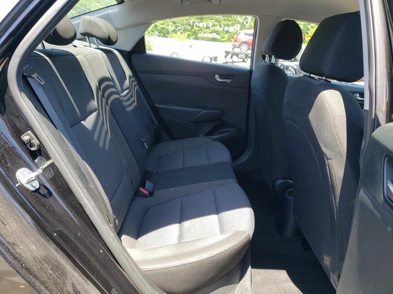 Photo 6 from auction – 2019 HYUNDAI ACCENT SE with VIN 3KPC24A36KE080969
