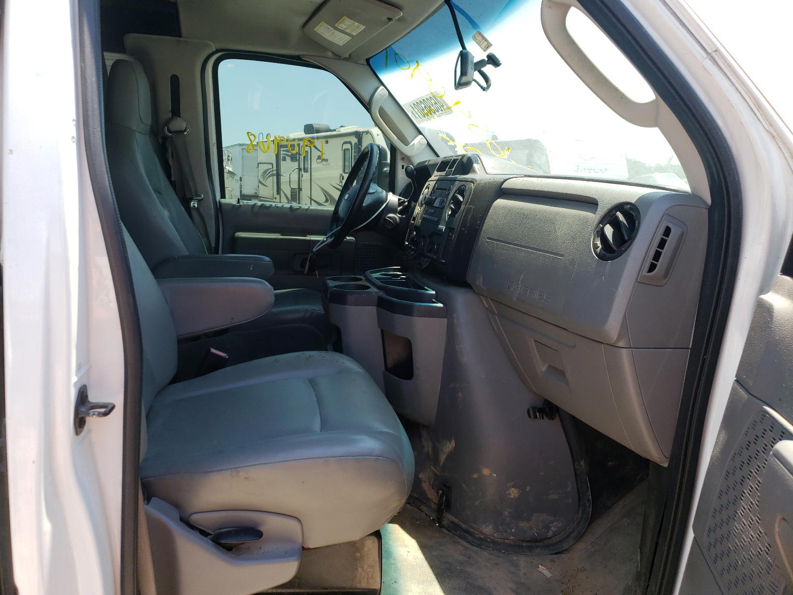 Photo 5 from auction – 2013 FORD ECONOLINE with VIN 1FTSE3EL8DDA74246