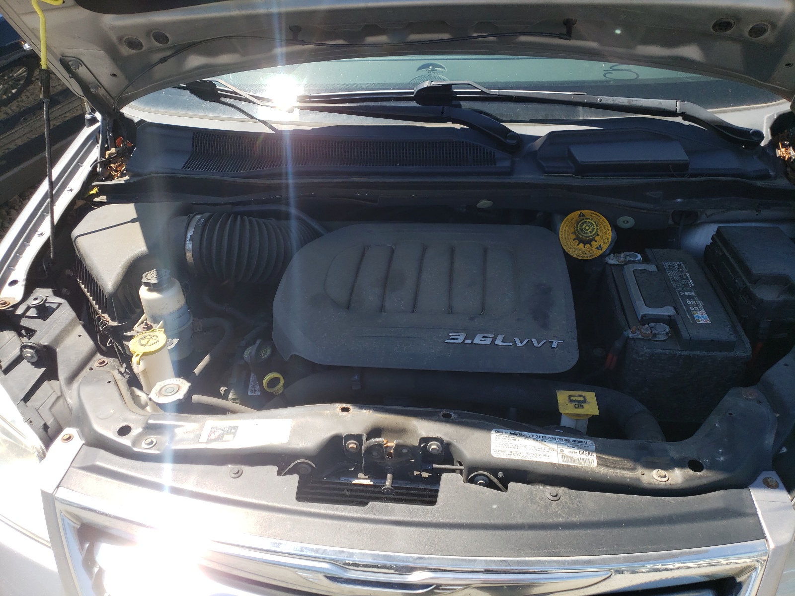Photo 12 from auction – 2013 CHRYSLER TOWN & COU with VIN 2C4RC1CG0DR805344