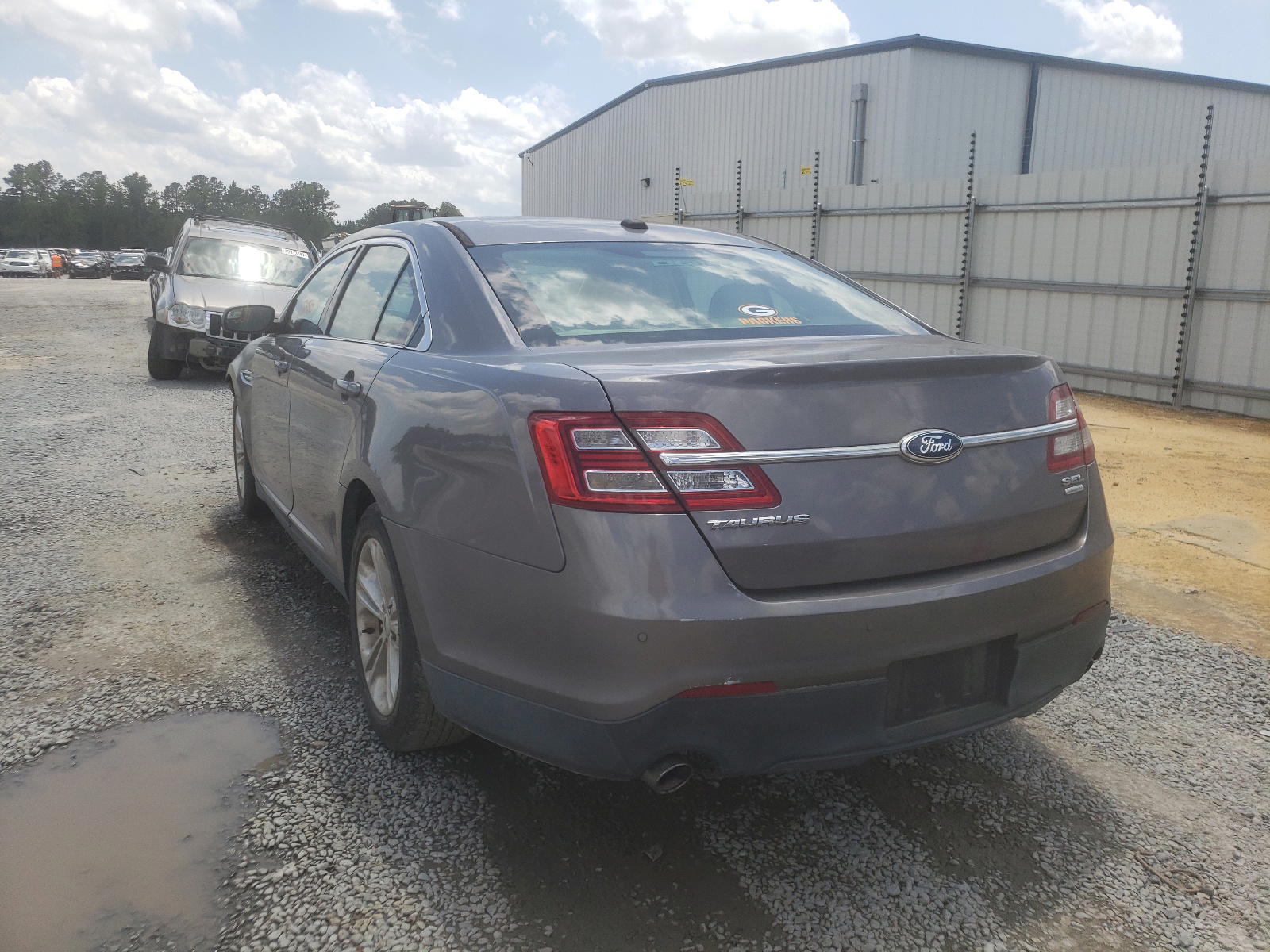 Photo 3 from auction – 2013 FORD TAURUS SEL with VIN 1FAHP2E94DG215403