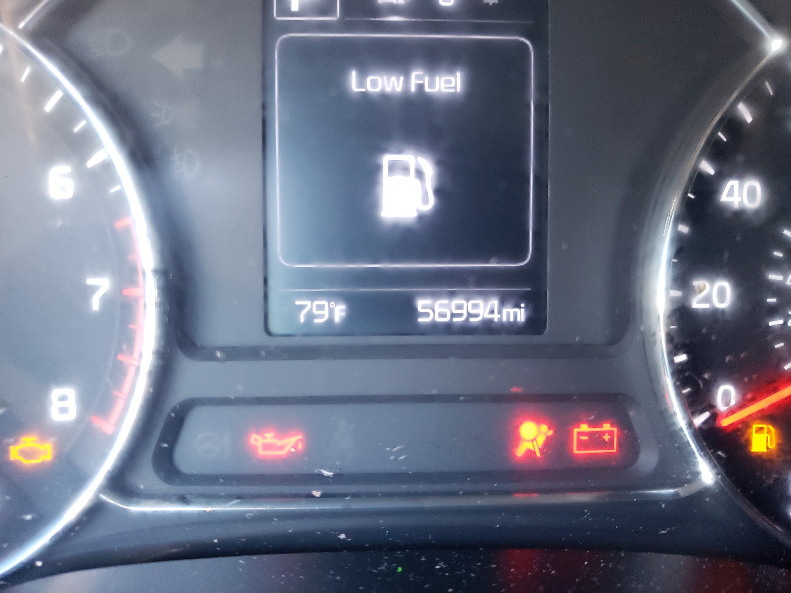 Photo 8 from auction – 2017 KIA FORTE LX with VIN 3KPFL4A77HE138156