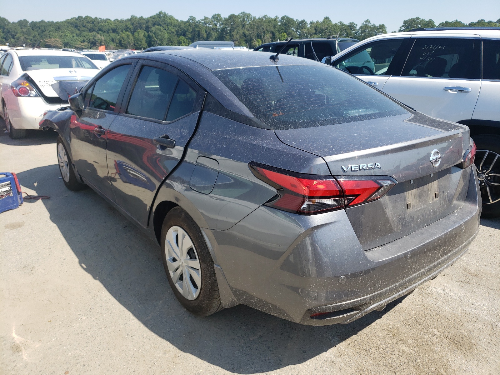 Photo 3 from auction – 2021 NISSAN VERSA S with VIN 3N1CN8DV1ML858737