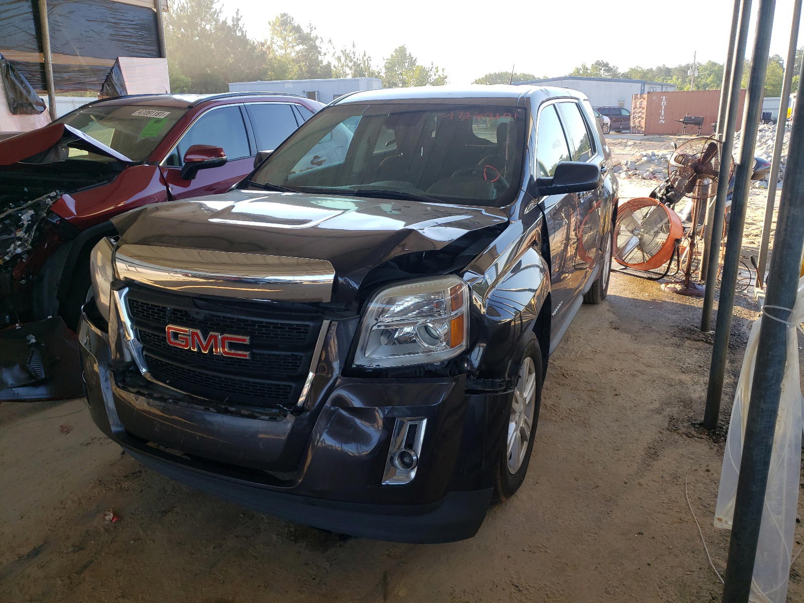 Photo 2 from auction – 2014 GMC TERRAIN SL with VIN 2GKALMEK7E6293556