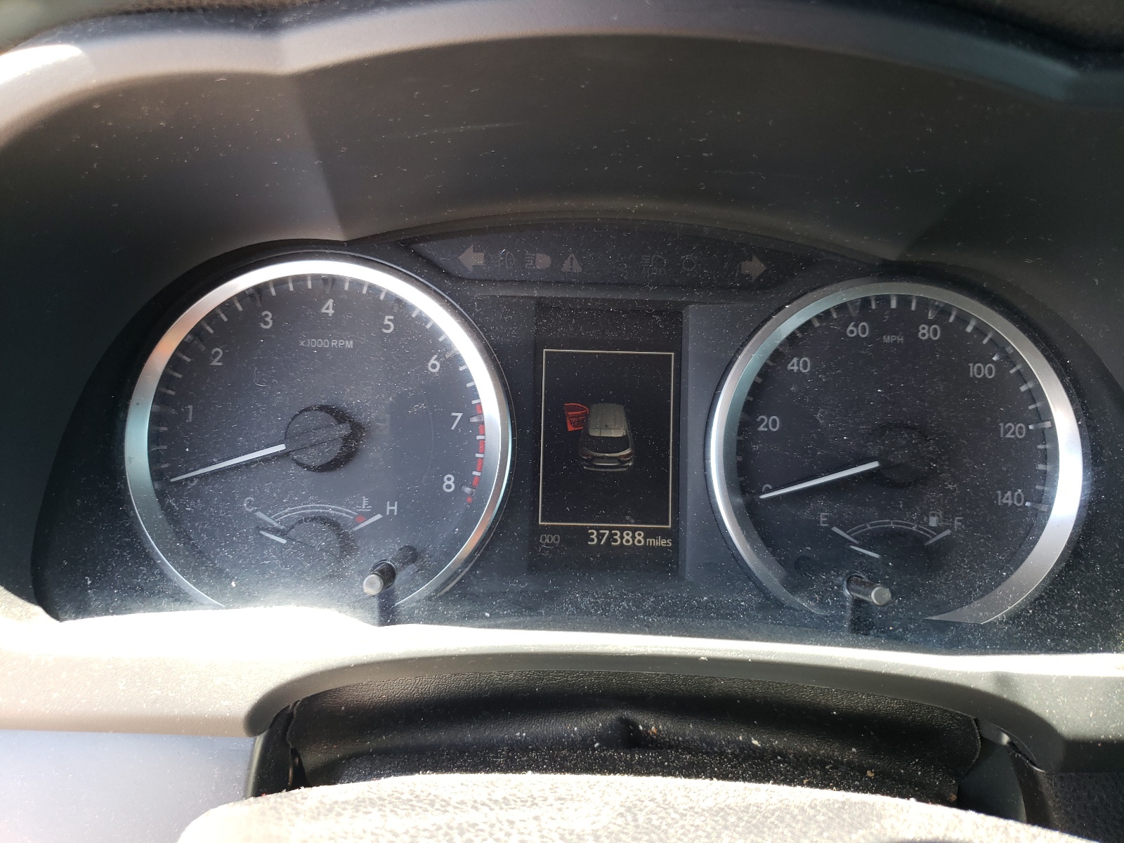 Zdjęcie 8 z aukcji – 2019 TOYOTA HIGHLANDER z VIN 5TDZZRFH9KS339175