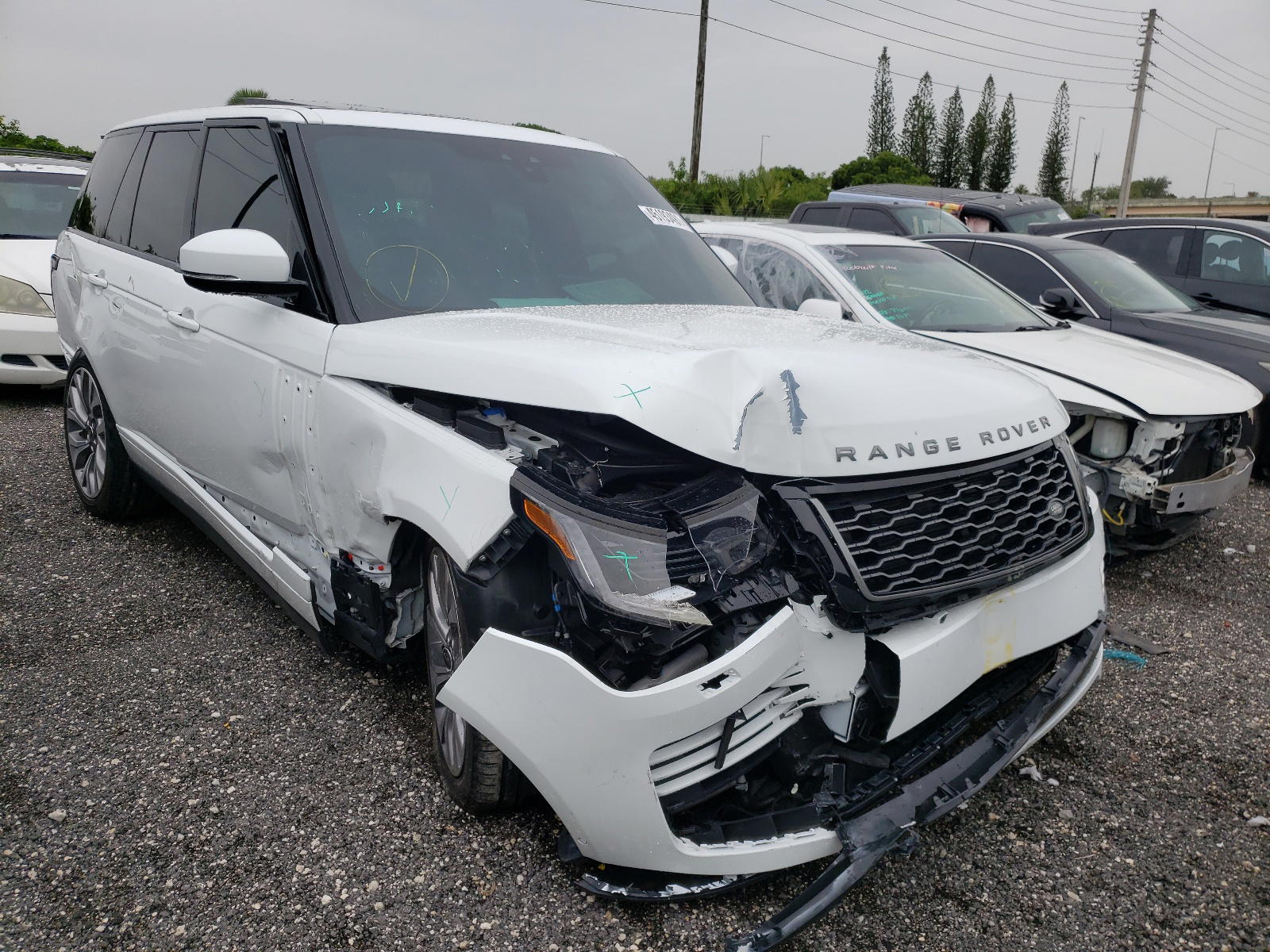 LAND ROVER RANGE ROVE 2018 with VIN SALGR2RV2JA396256 - Photo from auction