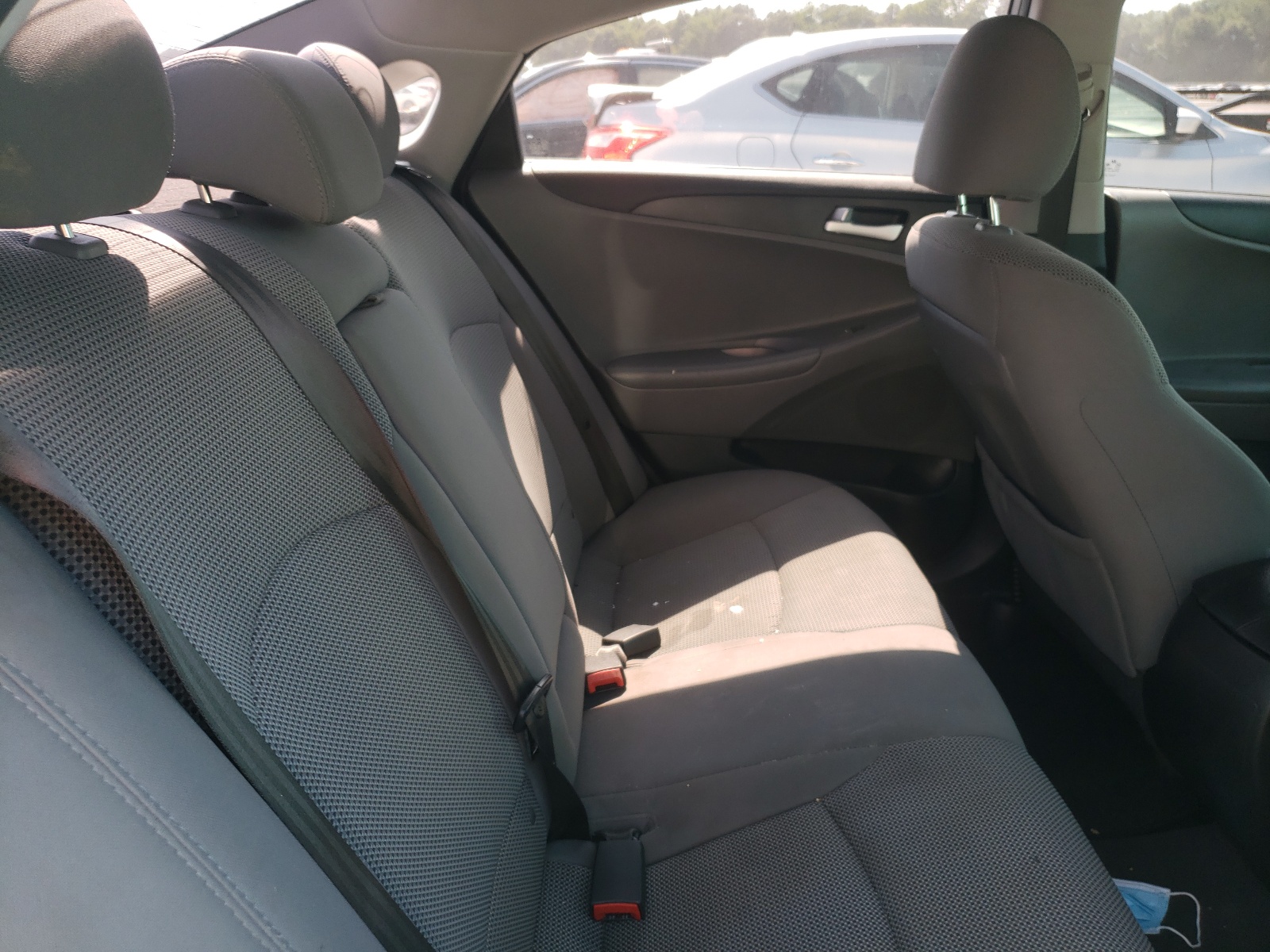 Photo 5 from auction – 2013 HYUNDAI SONATA GLS with VIN 5NPEB4AC1DH595630