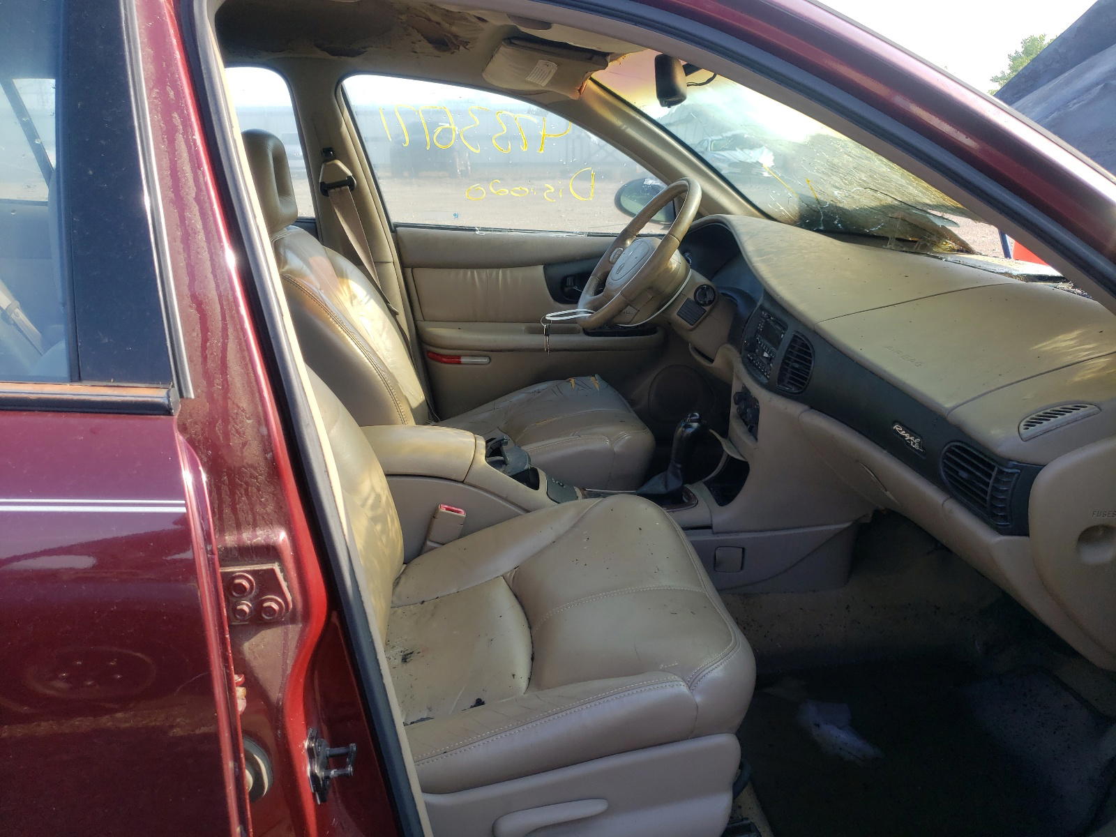Photo 5 from auction – 1998 BUICK REGAL LS with VIN 2G4WB52K7W1613550