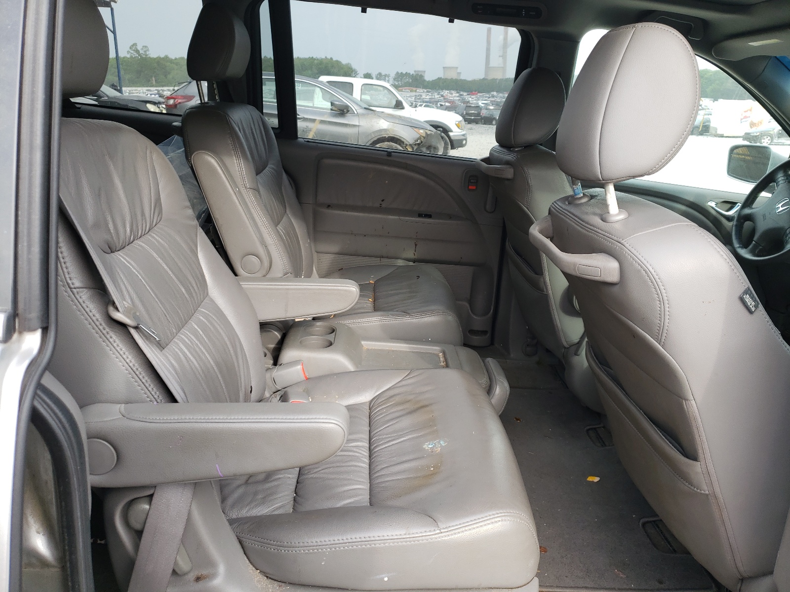 Photo 6 from auction – 2010 HONDA ODYSSEY EX with VIN 5FNRL3H63AB083046