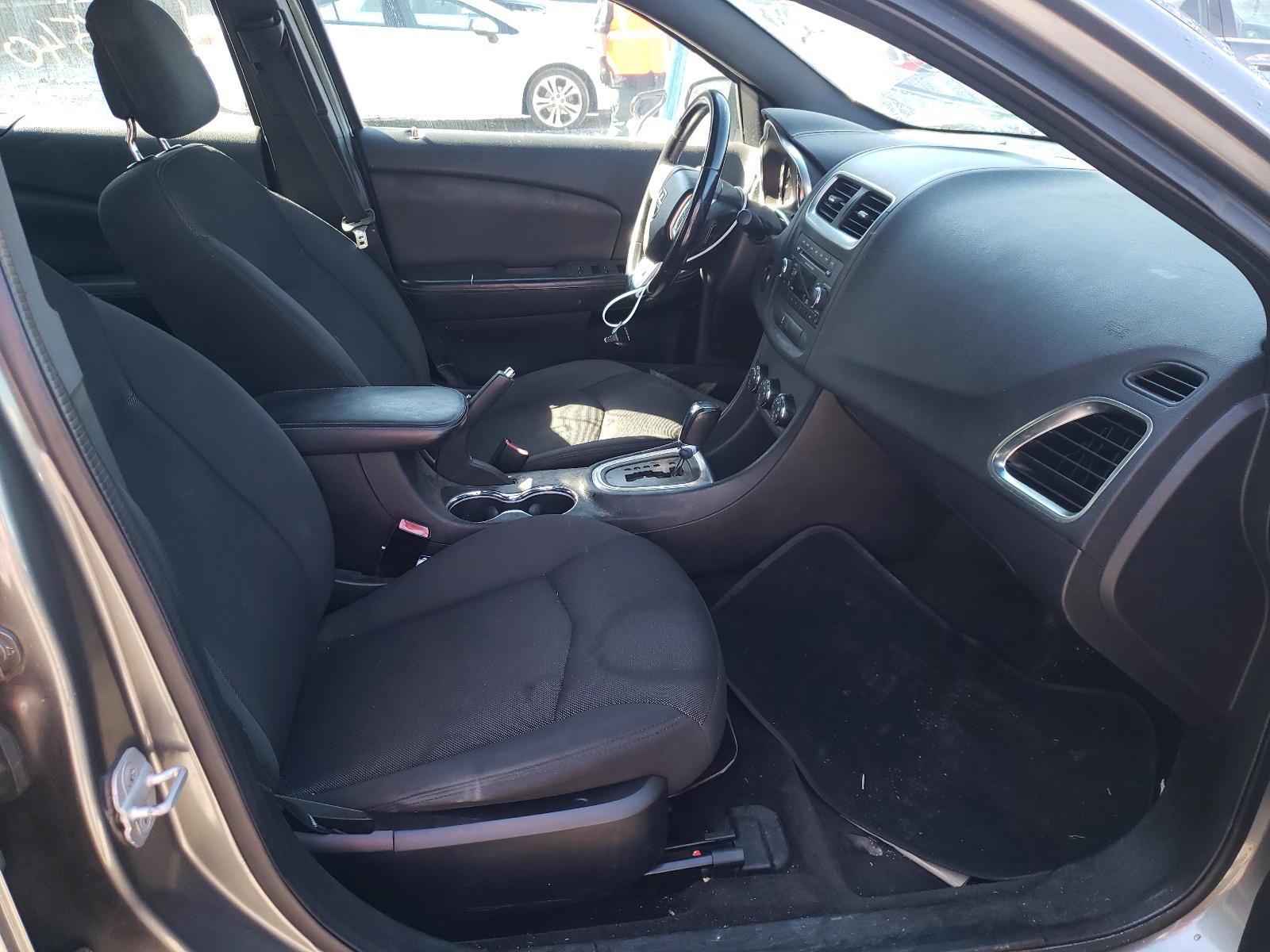Photo 5 from auction – 2012 DODGE AVENGER SX with VIN 1C3CDZCB3CN219503