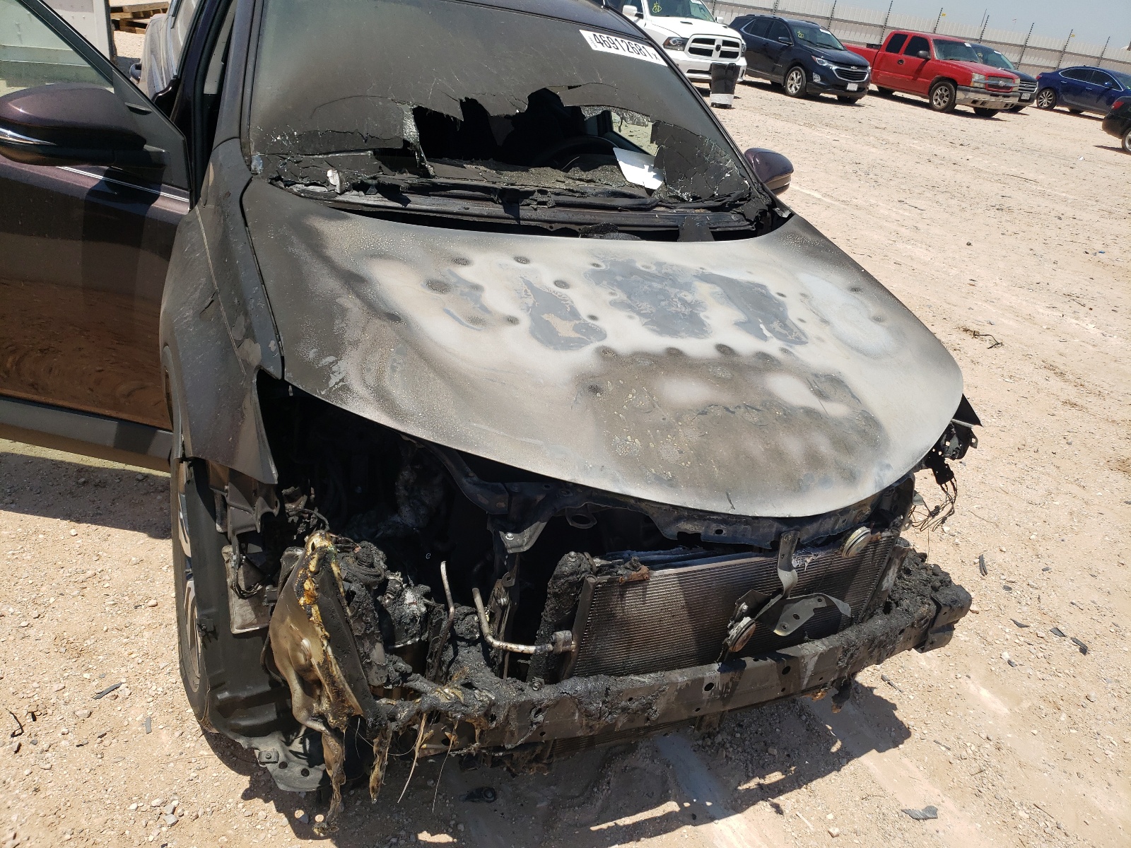 Photo 9 from auction – 2017 TOYOTA RAV4 XLE with VIN 2T3WFREV2HW402207