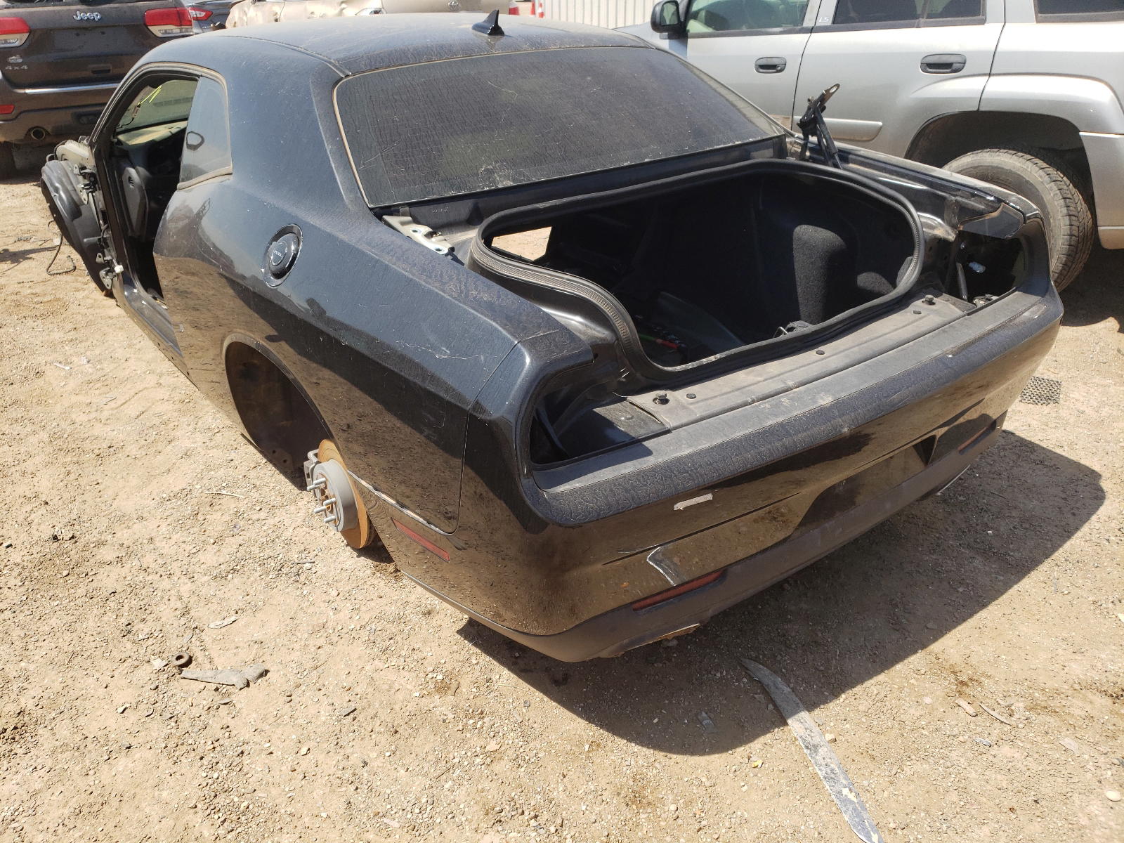 Photo 3 from auction – 2019 DODGE CHALLENGER with VIN 2C3CDZAG4KH666508