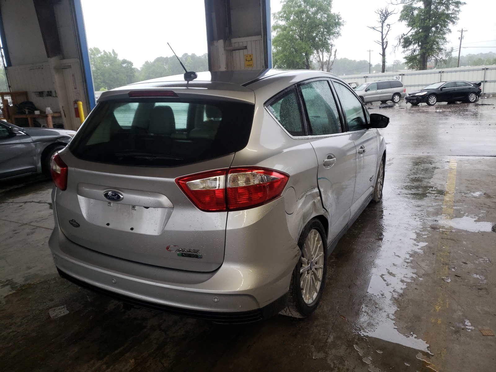 Zdjęcie 4 z aukcji – 2013 FORD C-MAX PREM z VIN 1FADP5CUXDL550924