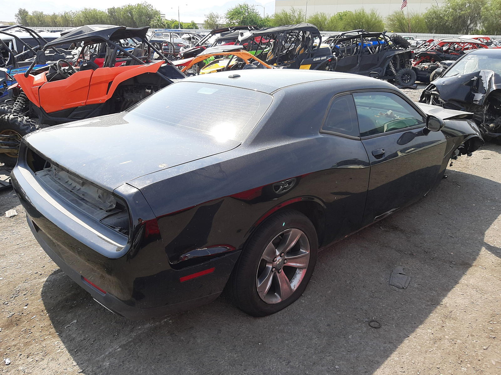 Photo 4 from auction – 2016 DODGE CHALLENGER with VIN 2C3CDZAG0GH254772