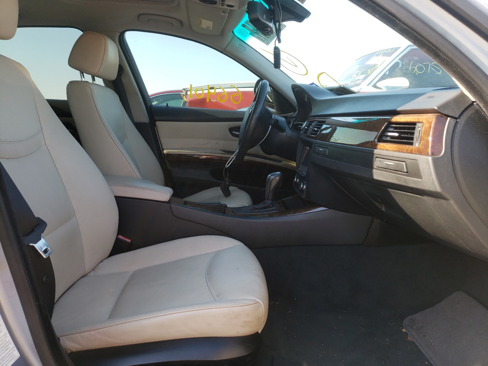 Photo 5 from auction – 2009 BMW 328 I with VIN WBAPH77599NM46307