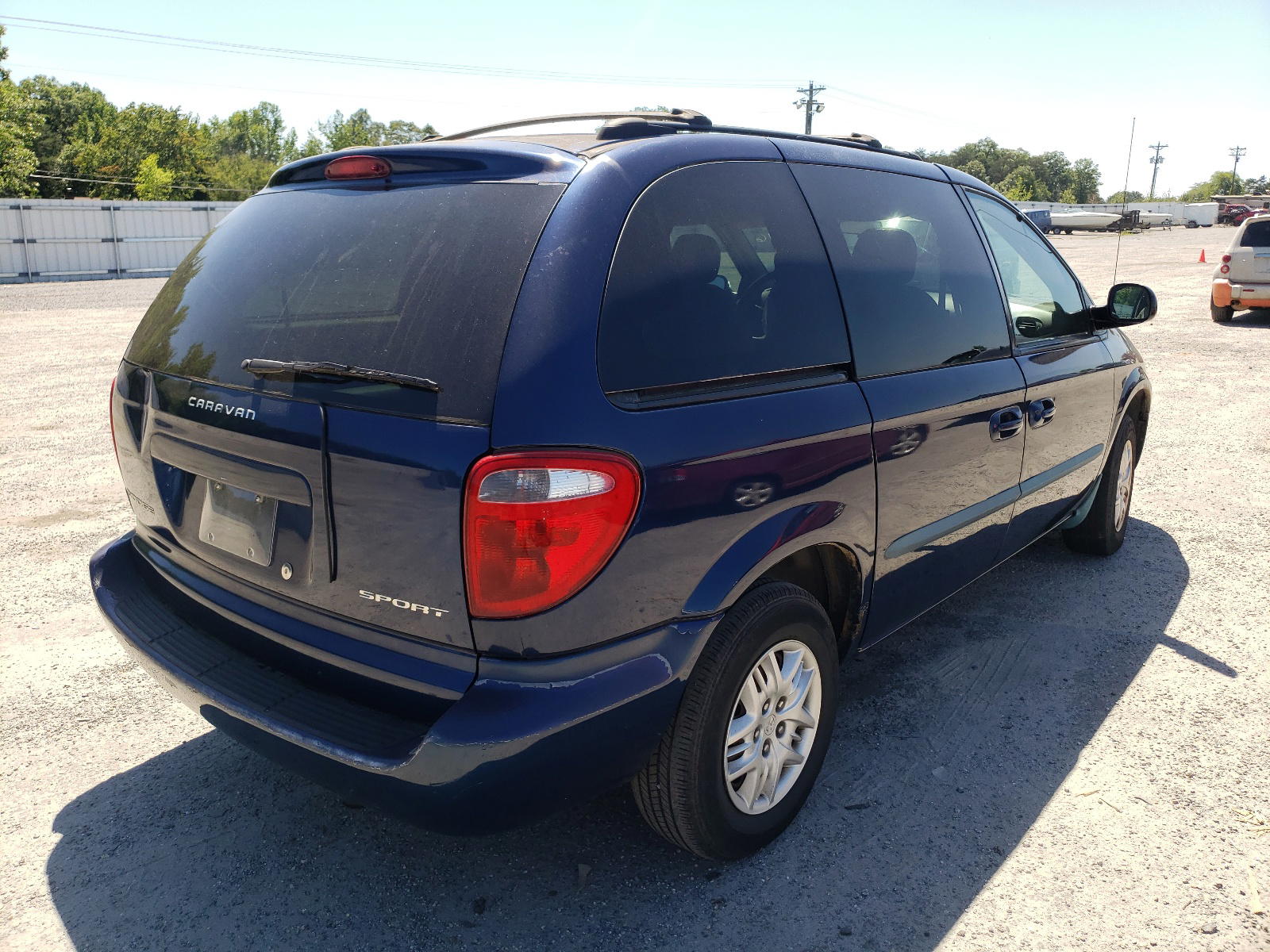 Photo 4 from auction – 2002 DODGE CARAVAN with VIN 1B4GP453X2B729759