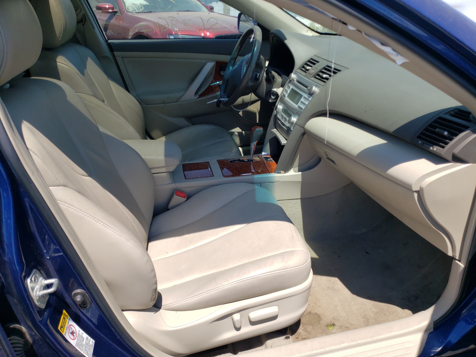 Photo 5 from auction – 2009 TOYOTA CAMRY with VIN 4T4BE46KX9R139750