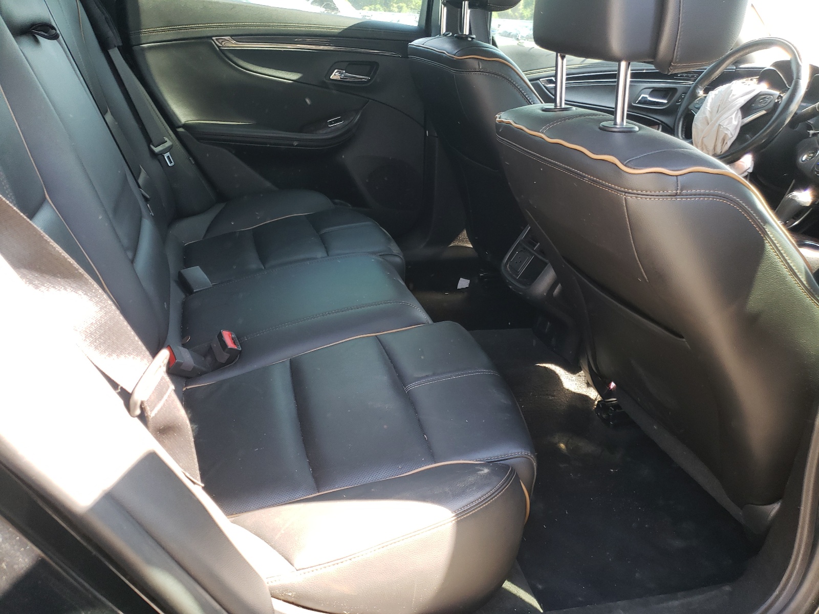 Photo 6 from auction – 2014 CHEVROLET IMPALA LTZ with VIN 2G1155S31E9167810