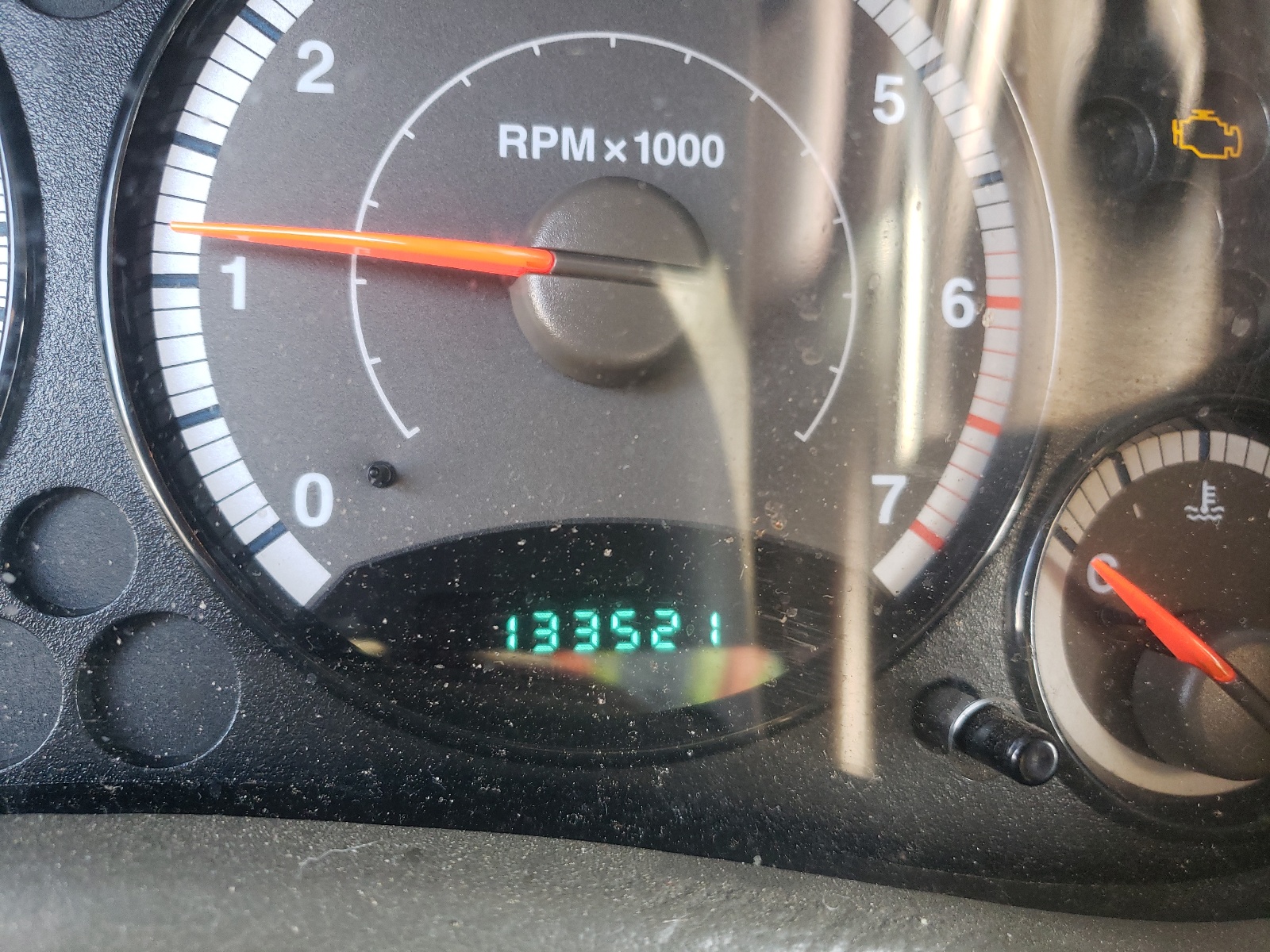 Zdjęcie 8 z aukcji – 2005 JEEP LIBERTY z VIN 1J4GL48K35W665136