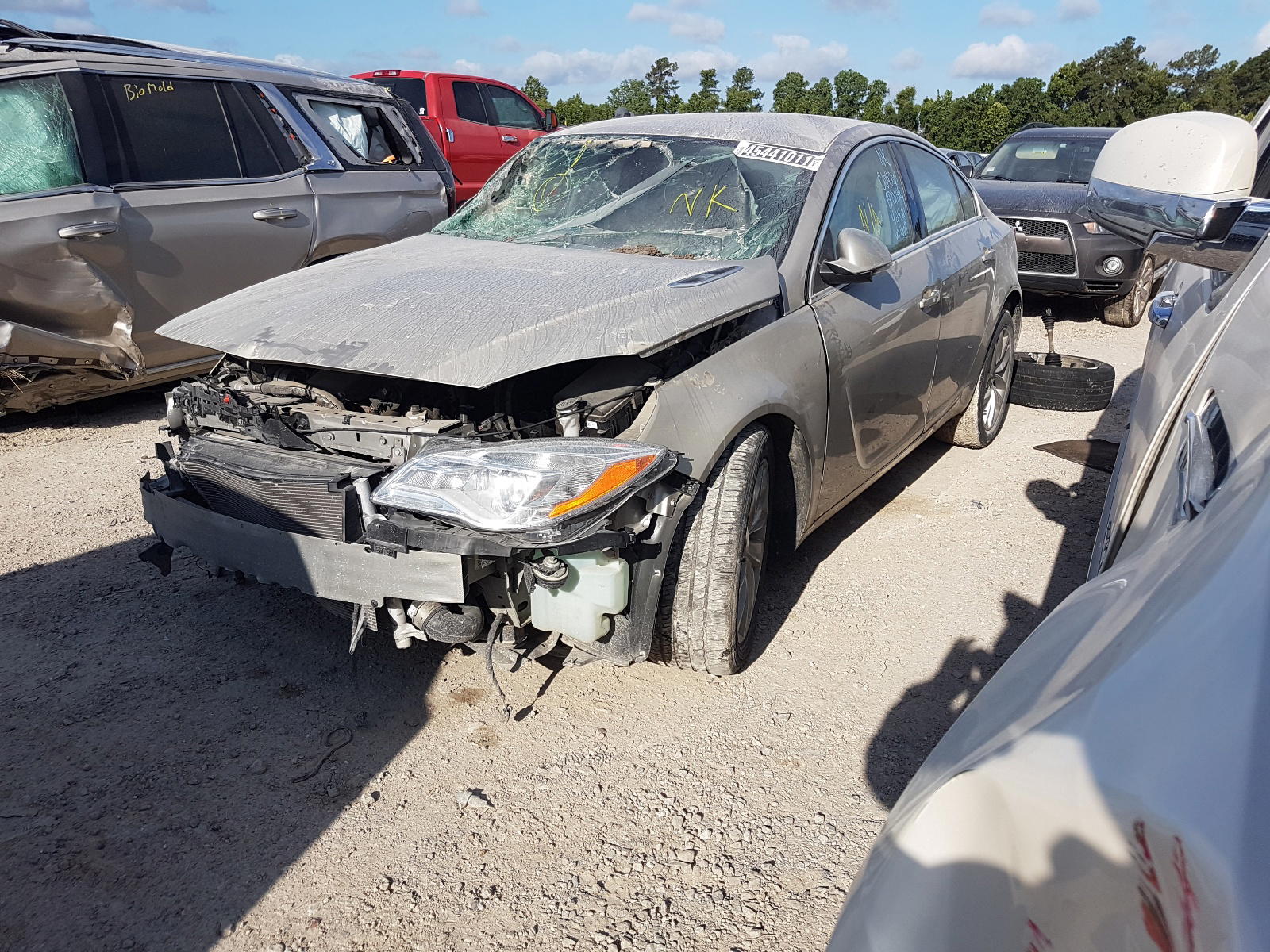 Photo 2 from auction – 2016 BUICK REGAL with VIN 2G4GK5EX1G9201607