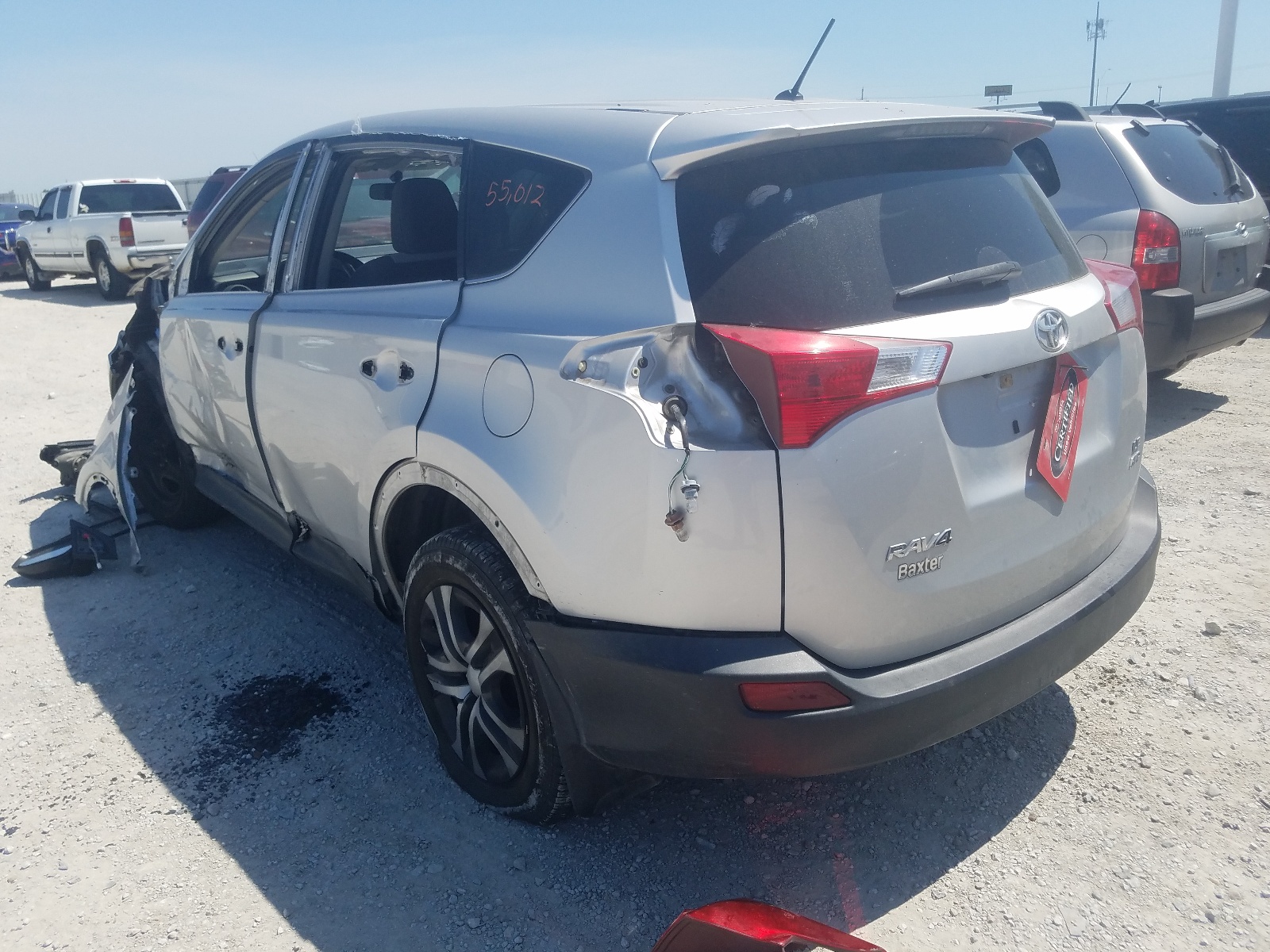 Photo 3 from auction – 2015 TOYOTA RAV4 LE with VIN JTMBFREV3FJ048224