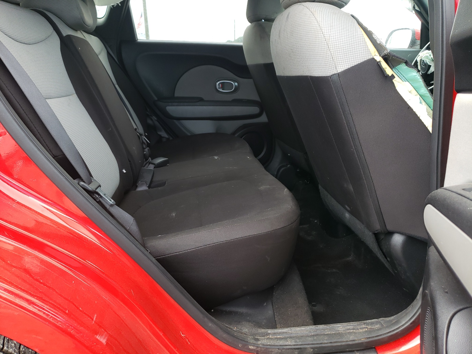 Photo 6 from auction – 2019 KIA SOUL with VIN KNDJN2A23K7687602