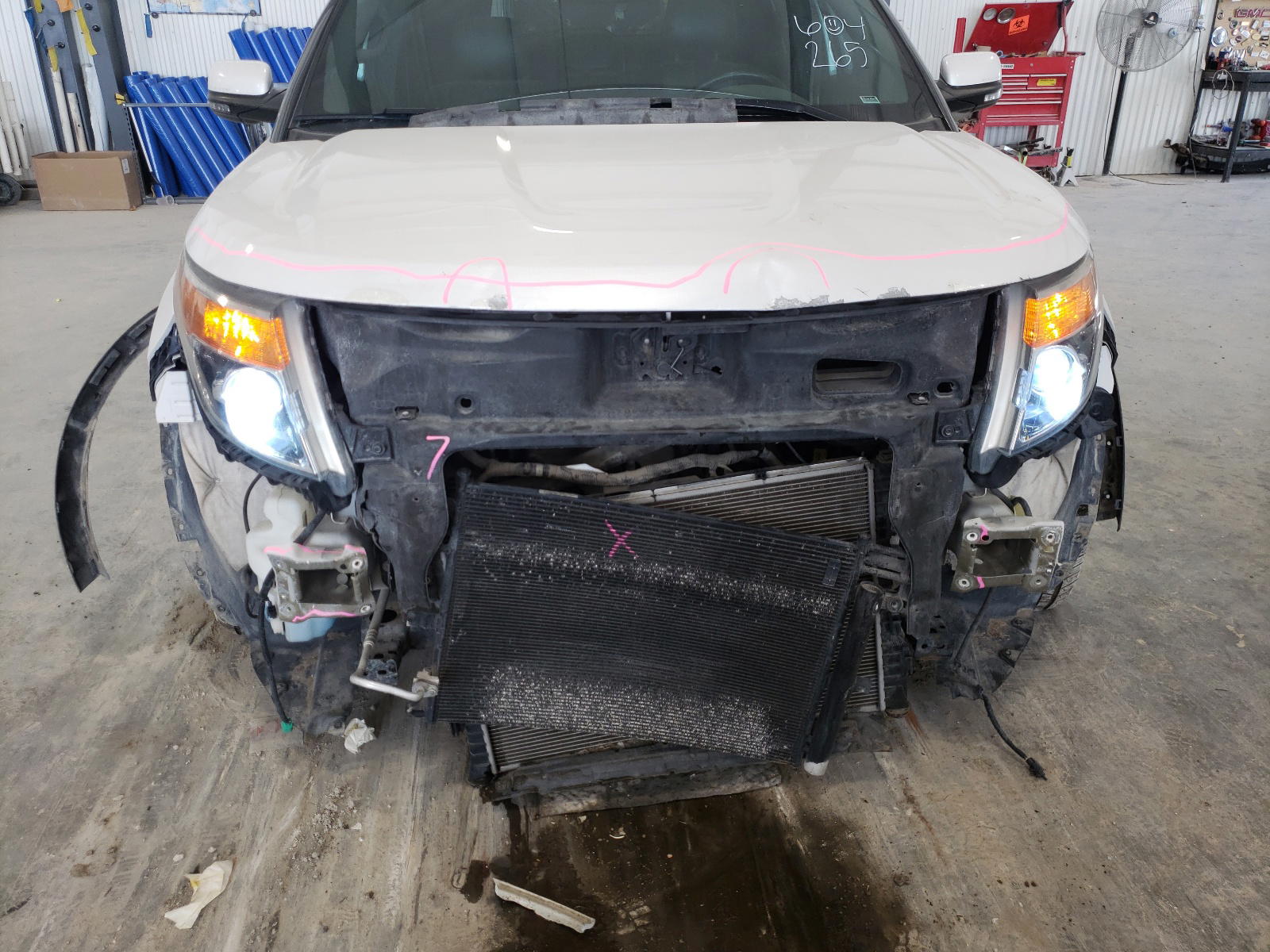 Photo 9 from auction – 2013 FORD EXPLORER L with VIN 1FM5K8F80DGB62764