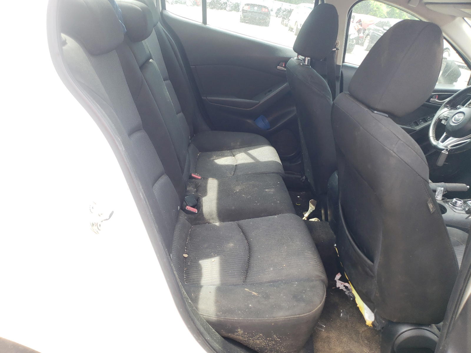 Photo 6 from auction – 2015 MAZDA 3 TOURING with VIN 3MZBM1V73FM227730