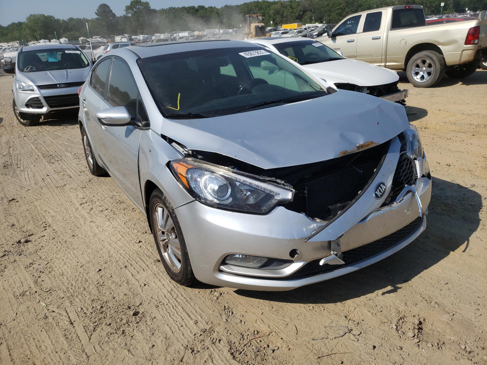KIA FORTE EX 2014 with VIN KNAFX4A82E5057499 - Photo from auction