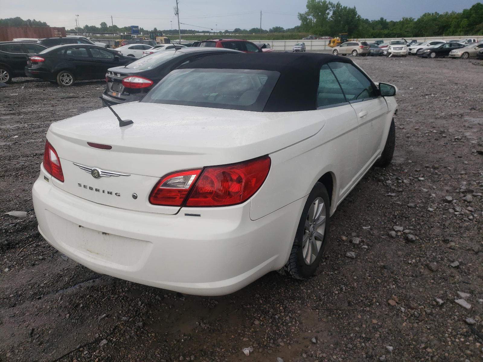 Photo 4 from auction – 2010 CHRYSLER SEBRING TO with VIN 1C3BC5ED0AN216478