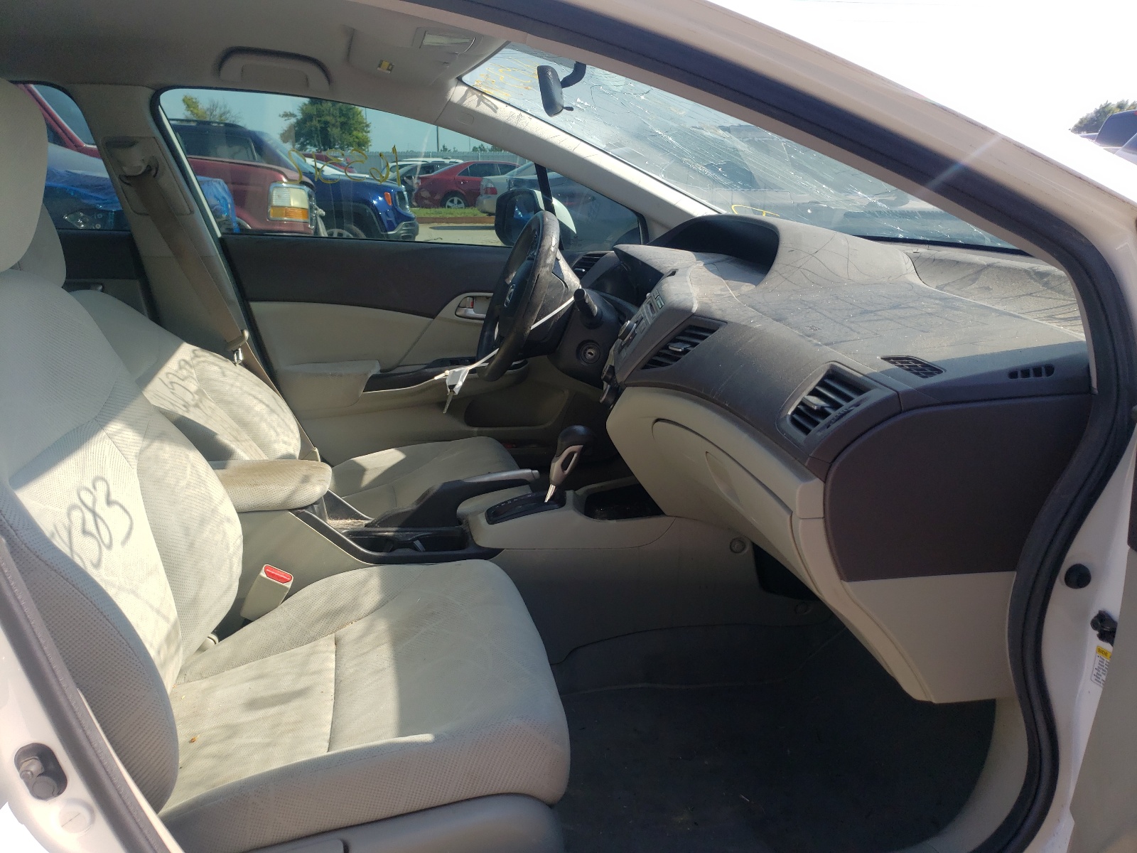 Zdjęcie 5 z aukcji – 2012 HONDA CIVIC LX z VIN 2HGFB2F57CH558383